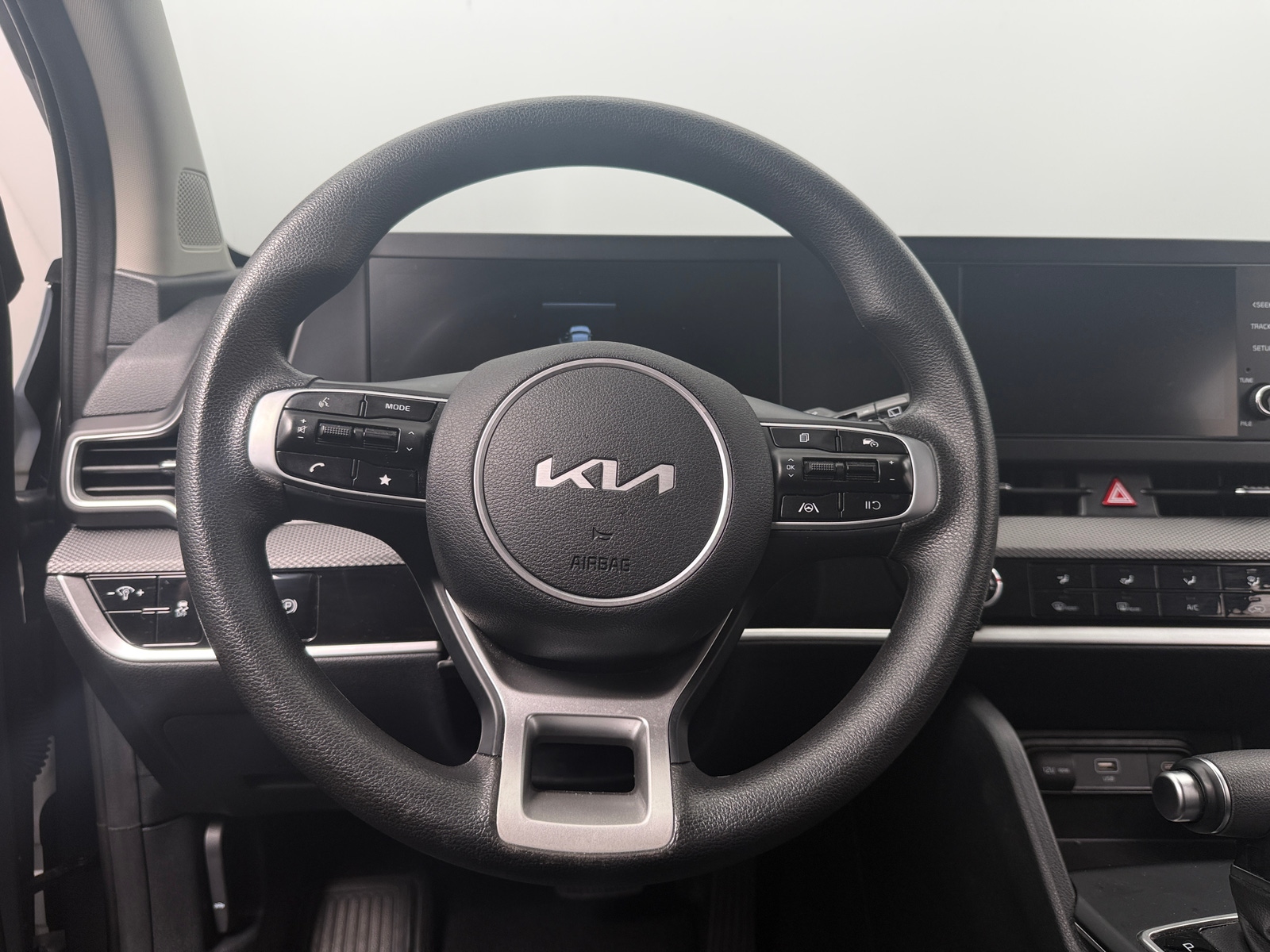 Thumbnail: 2025 Kia Sportage - 5