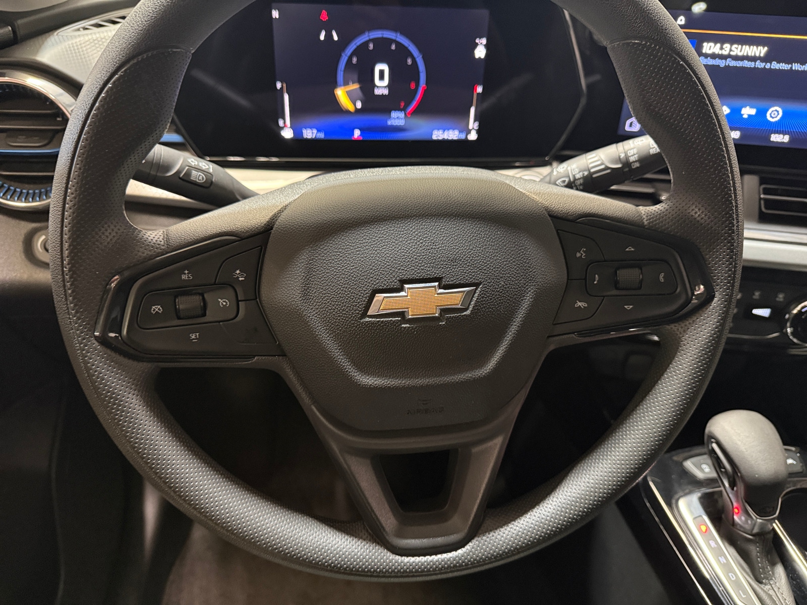 Thumbnail: 2025 Chevrolet Trax - 5