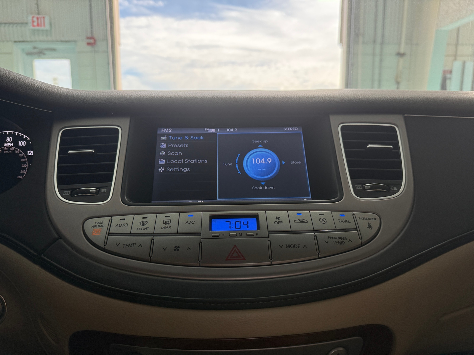 Thumbnail: 2012 Hyundai Genesis - 3