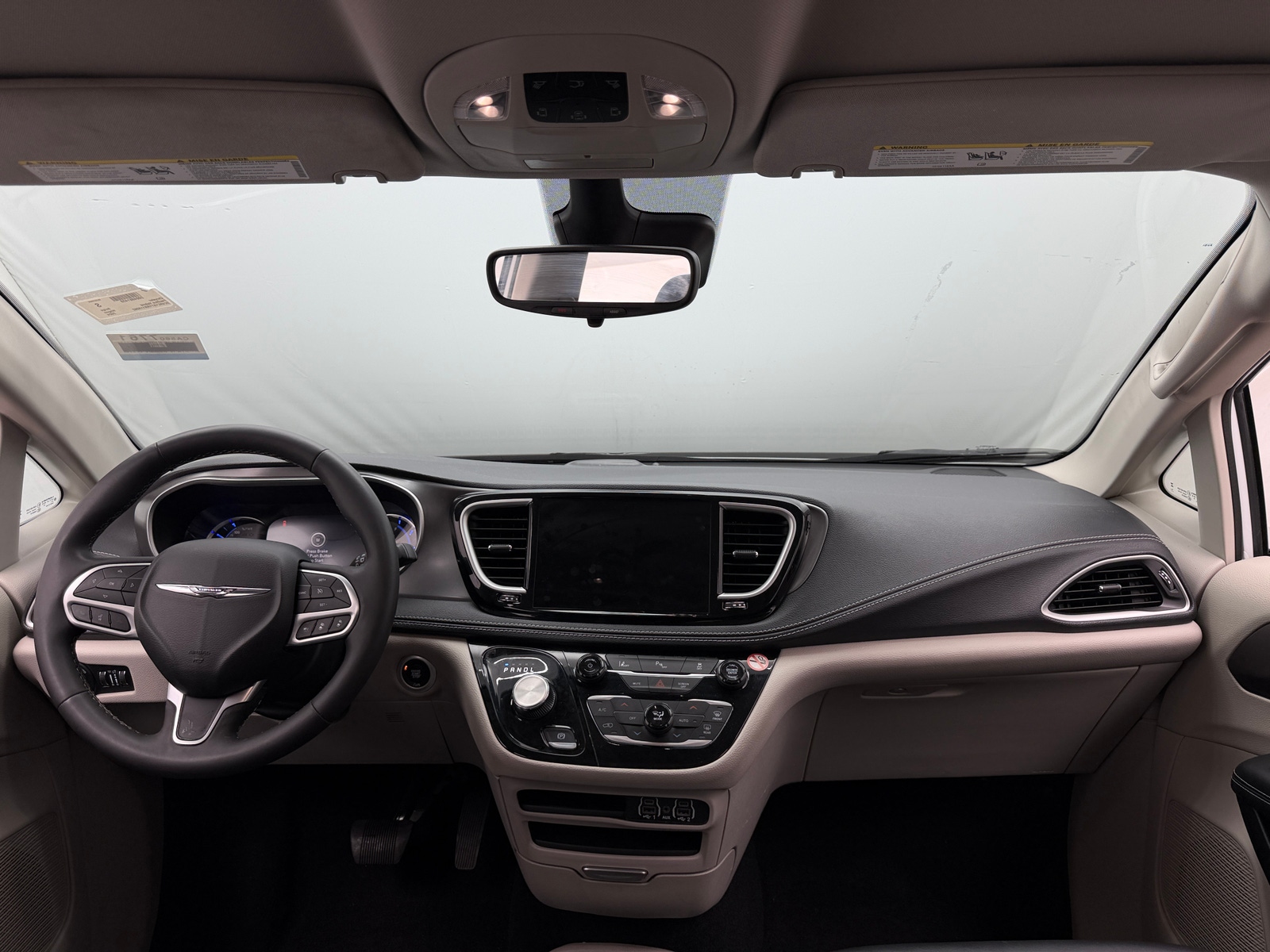 Thumbnail: 2024 Chrysler Pacifica - 2