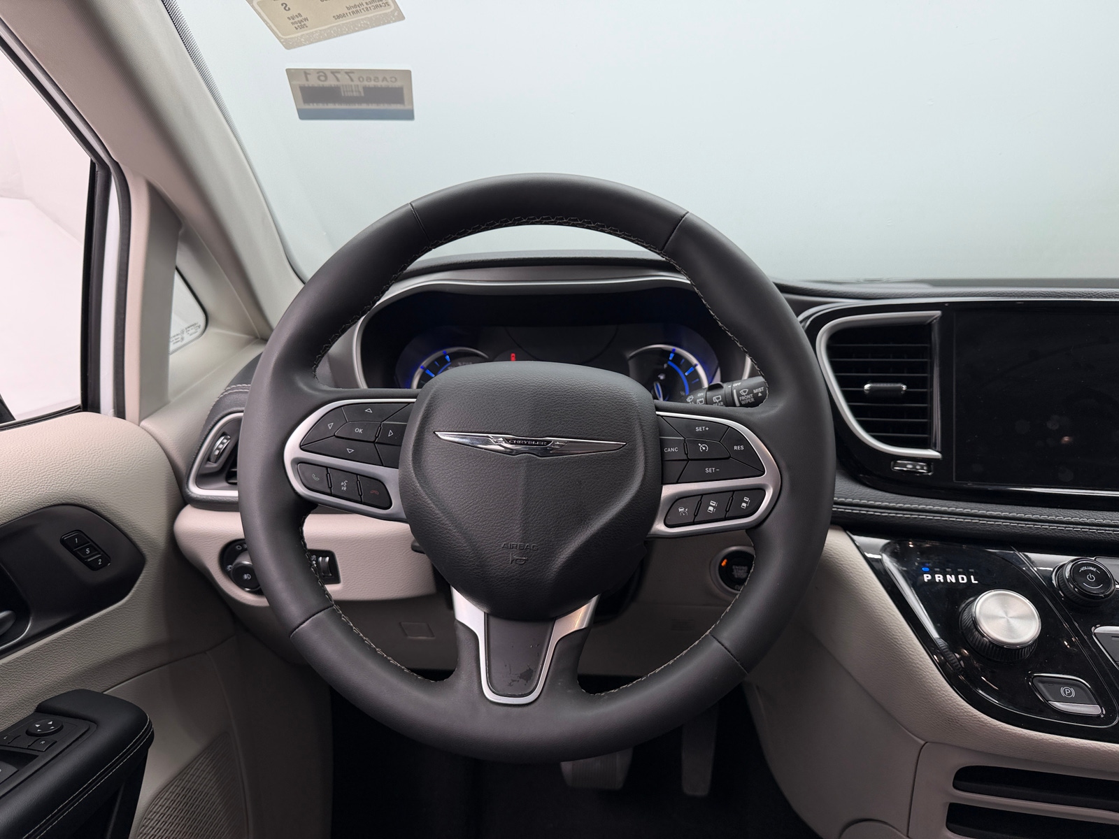 Thumbnail: 2024 Chrysler Pacifica - 4