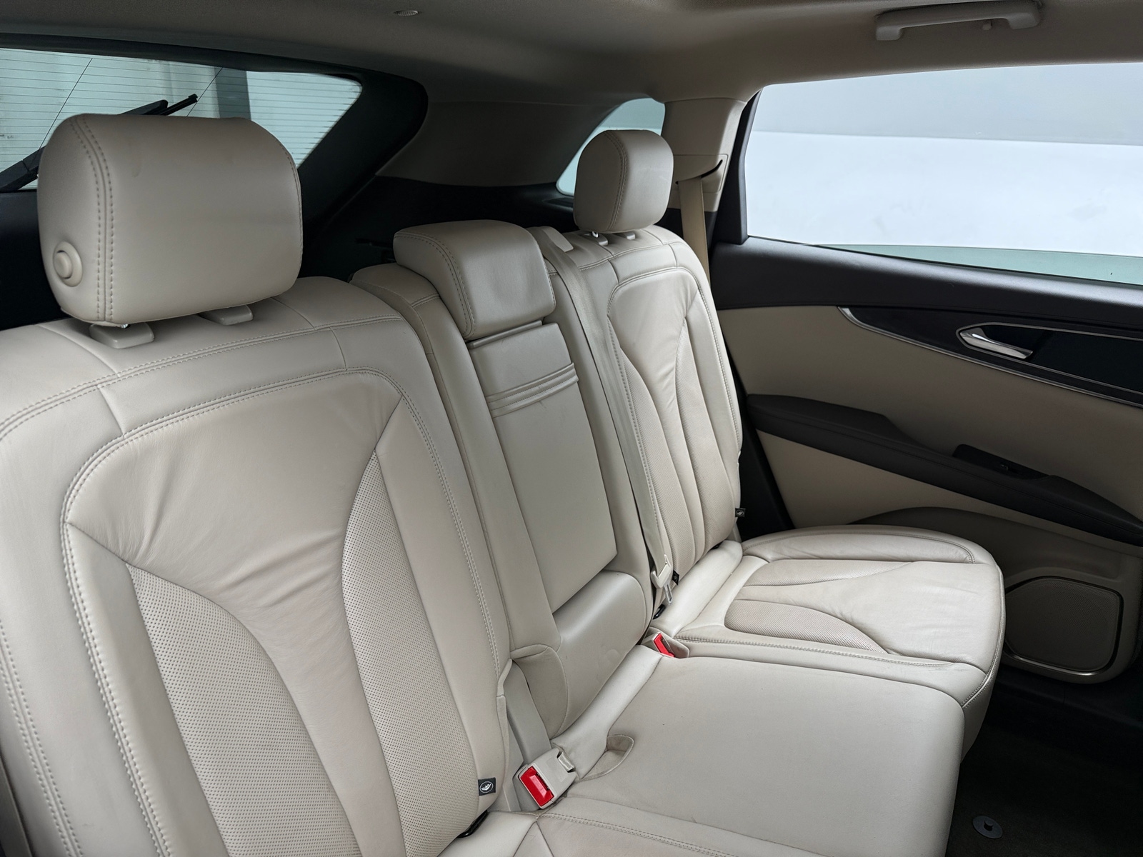 Thumbnail: 2019 Lincoln Nautilus - 5