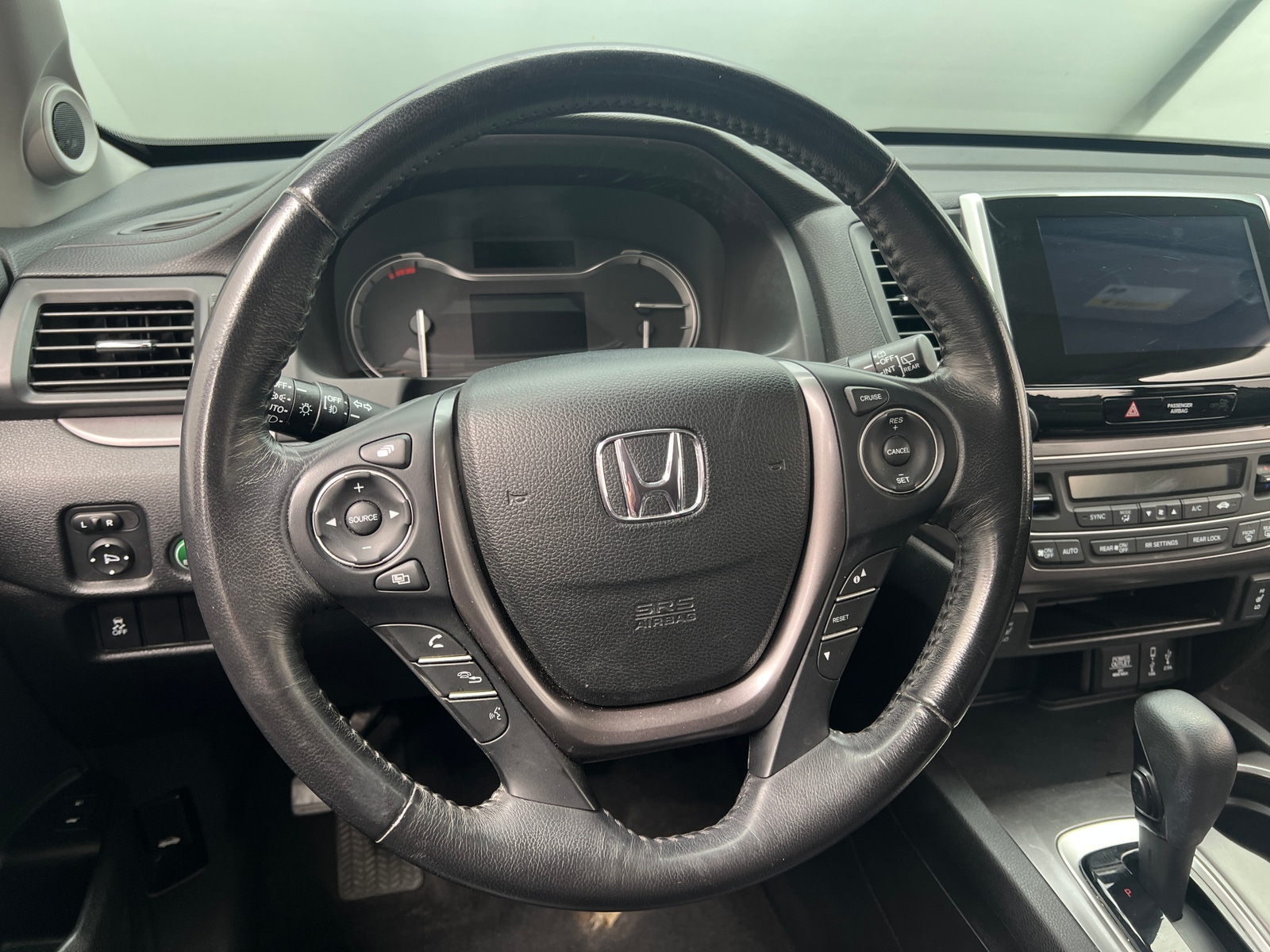 Thumbnail: 2018 Honda Pilot - 4