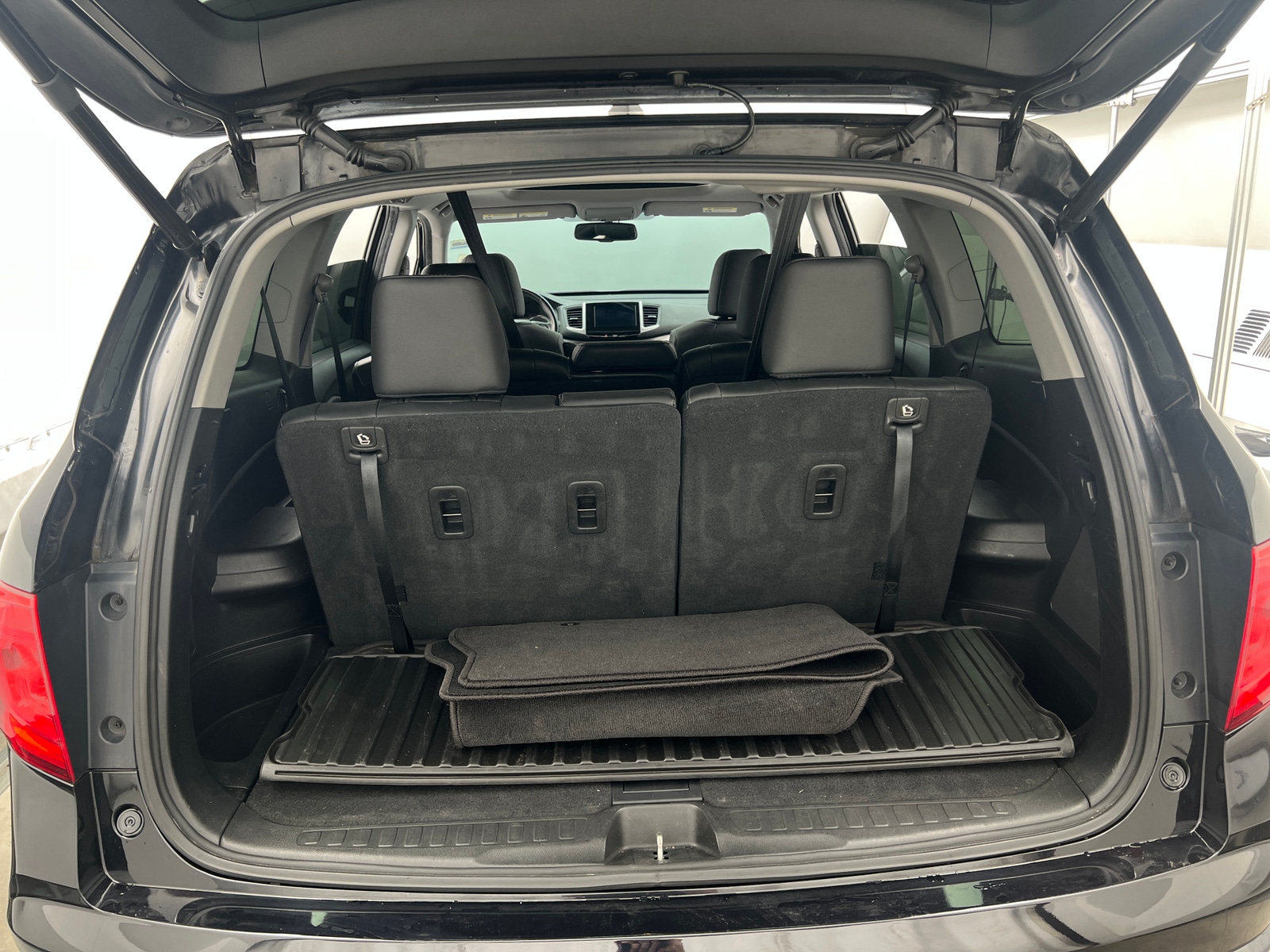 Thumbnail: 2018 Honda Pilot - 6