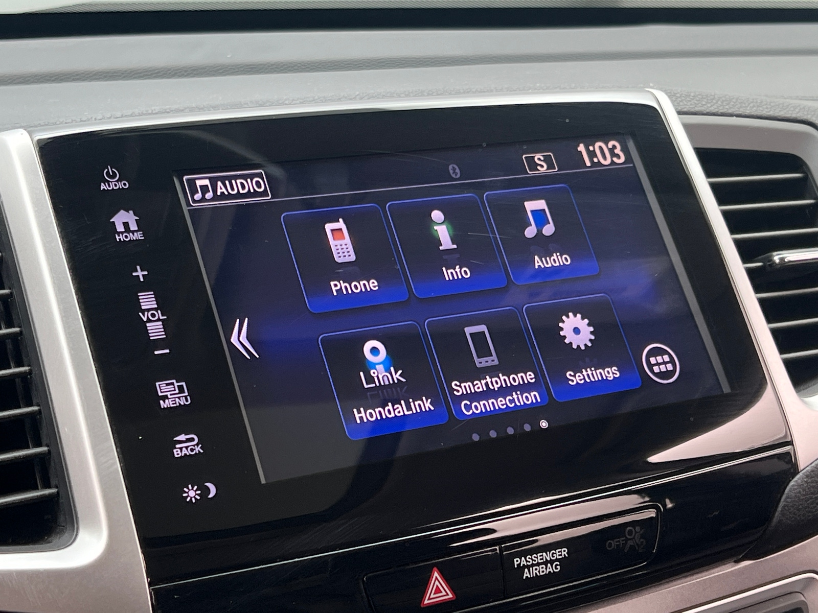 Thumbnail: 2018 Honda Pilot - 3