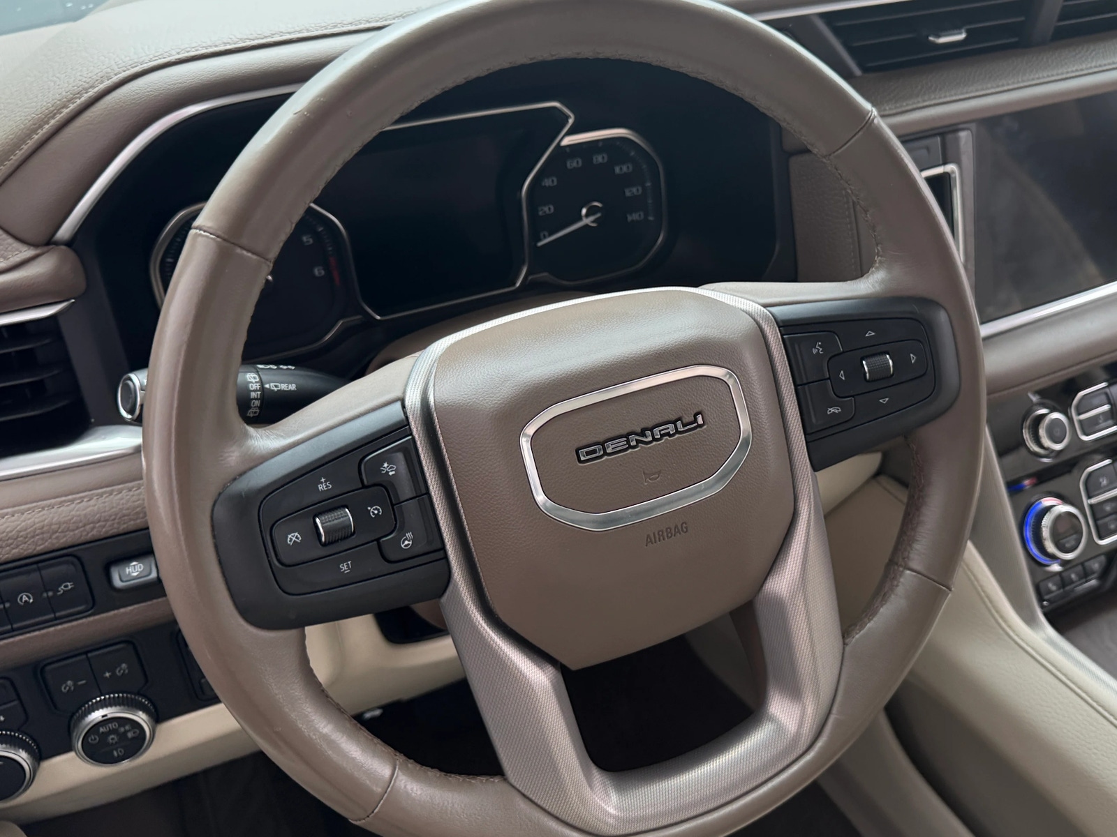 Thumbnail: 2021 GMC Yukon - 4