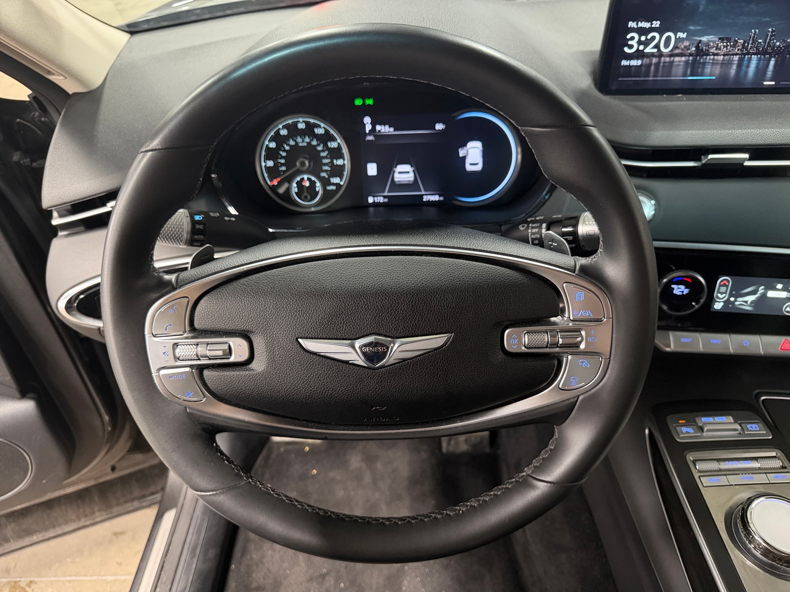 Thumbnail: 2025 Genesis GV70 - 4