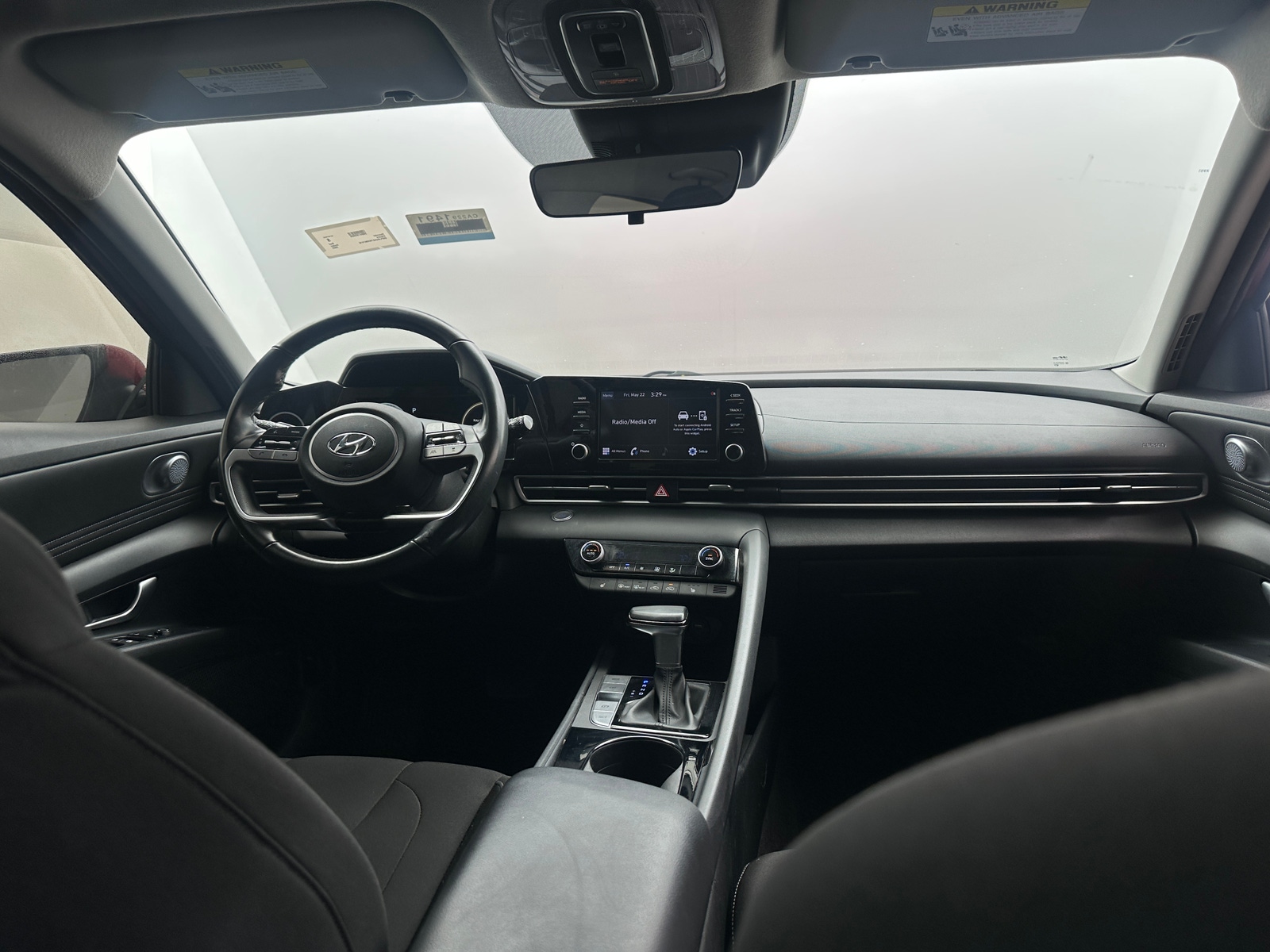 Thumbnail: 2022 Hyundai Elantra - 3