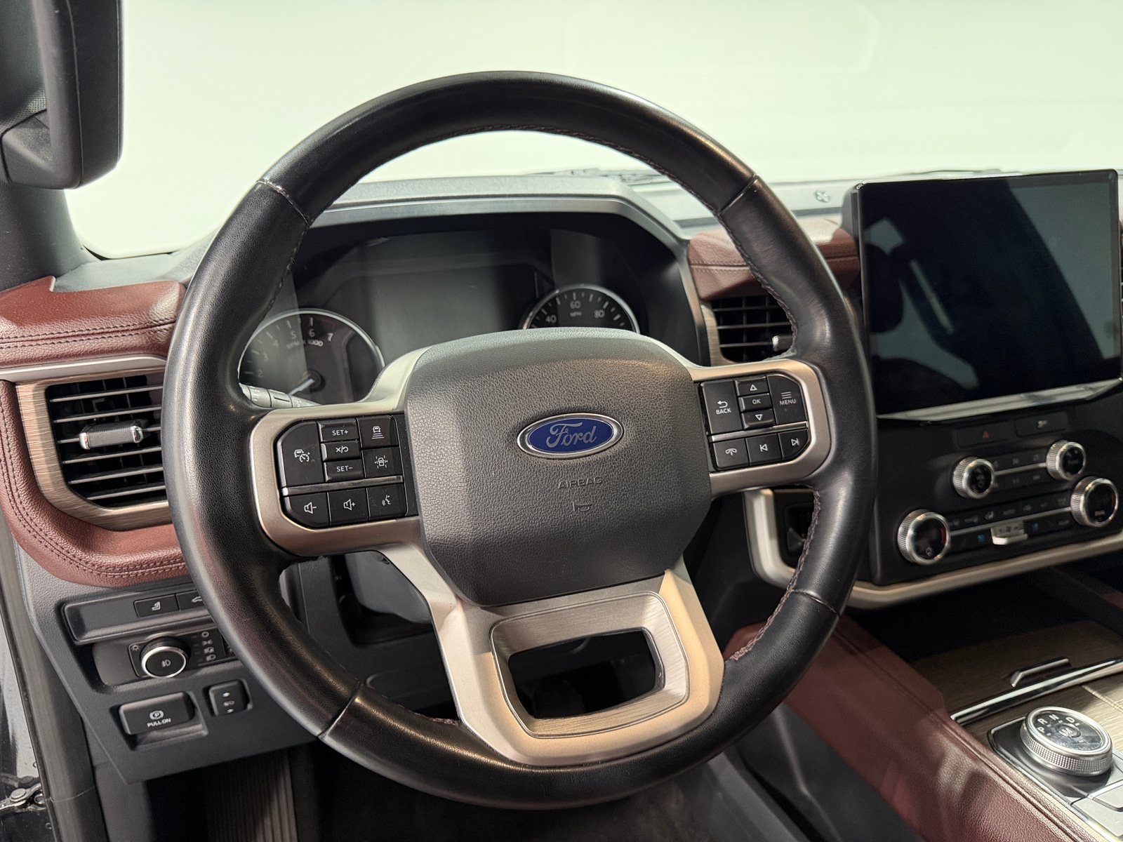 Thumbnail: 2023 Ford Expedition - 4