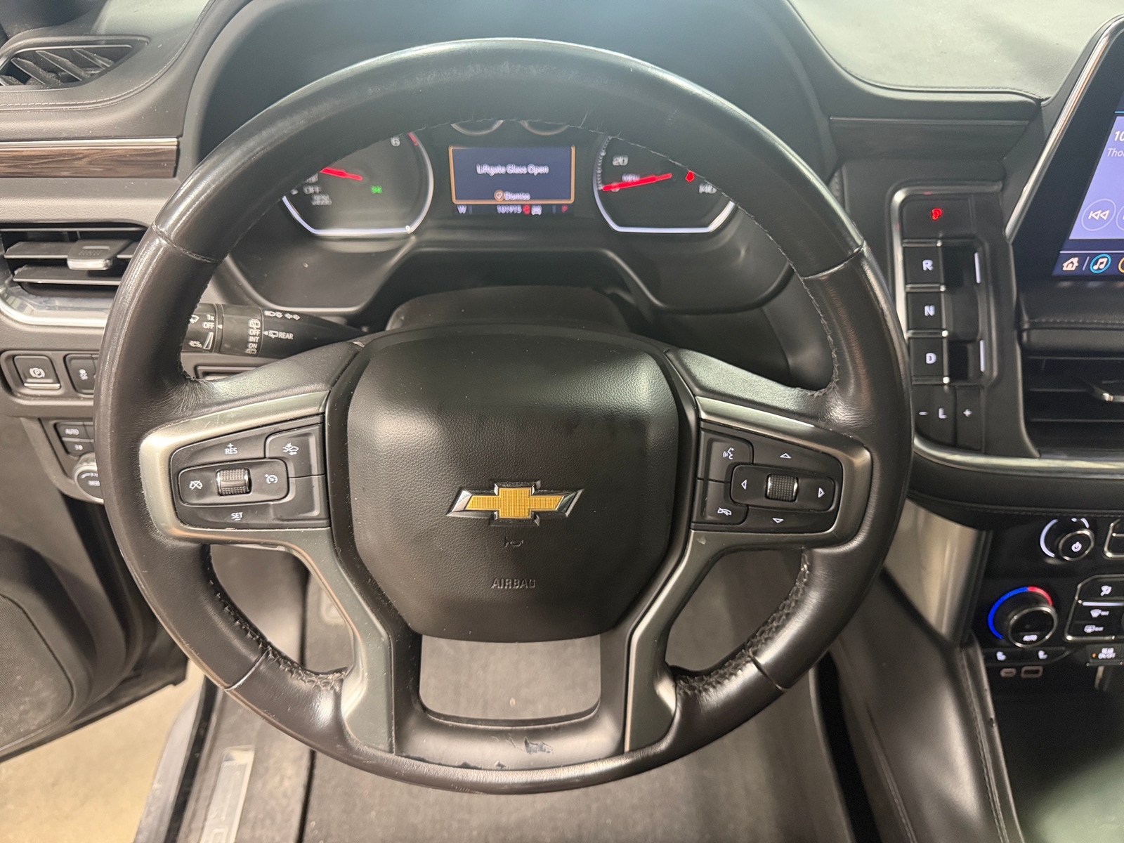 Thumbnail: 2021 Chevrolet Tahoe - 4