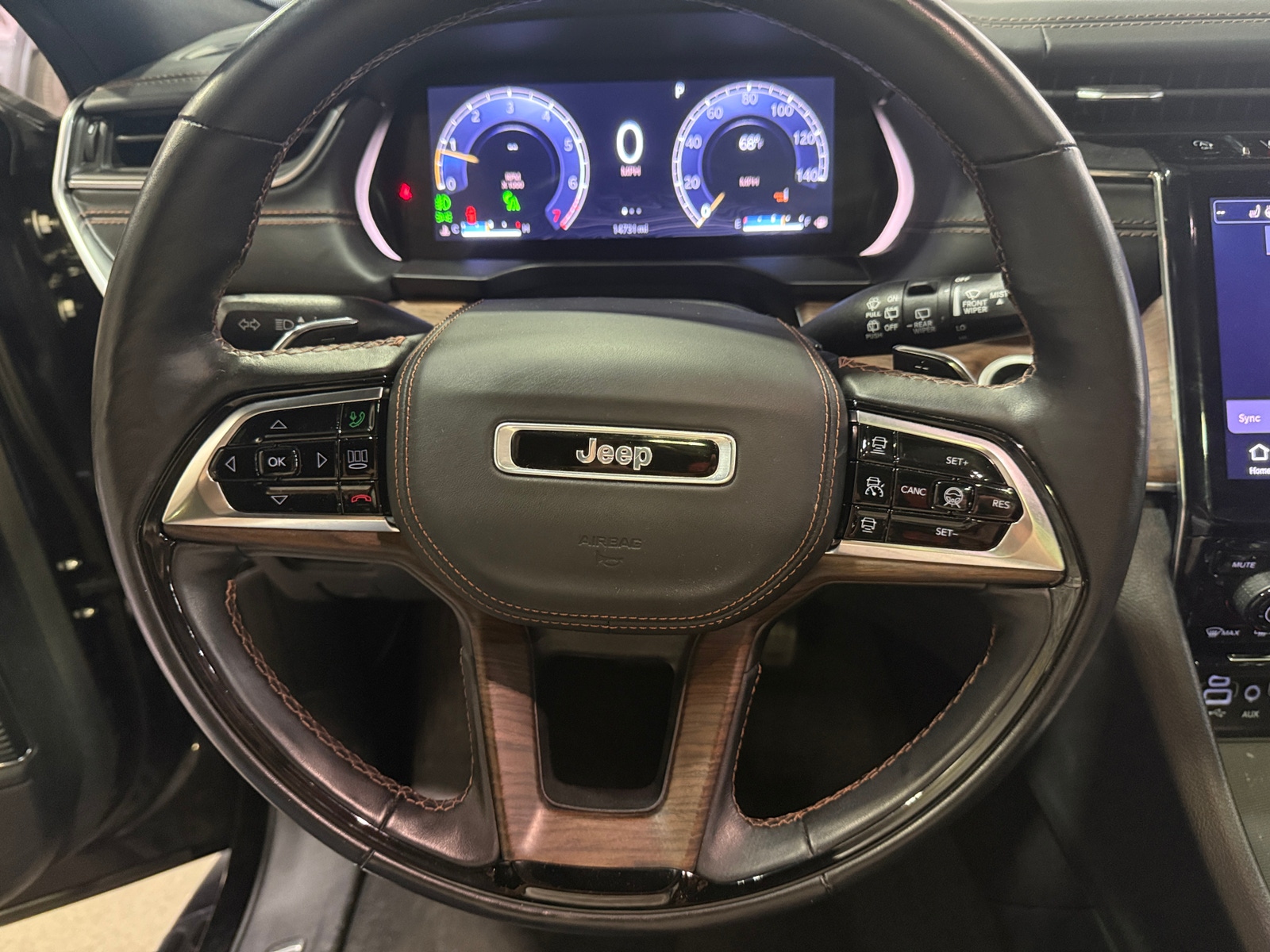 Thumbnail: 2021 Jeep Grand Cherokee L - 4