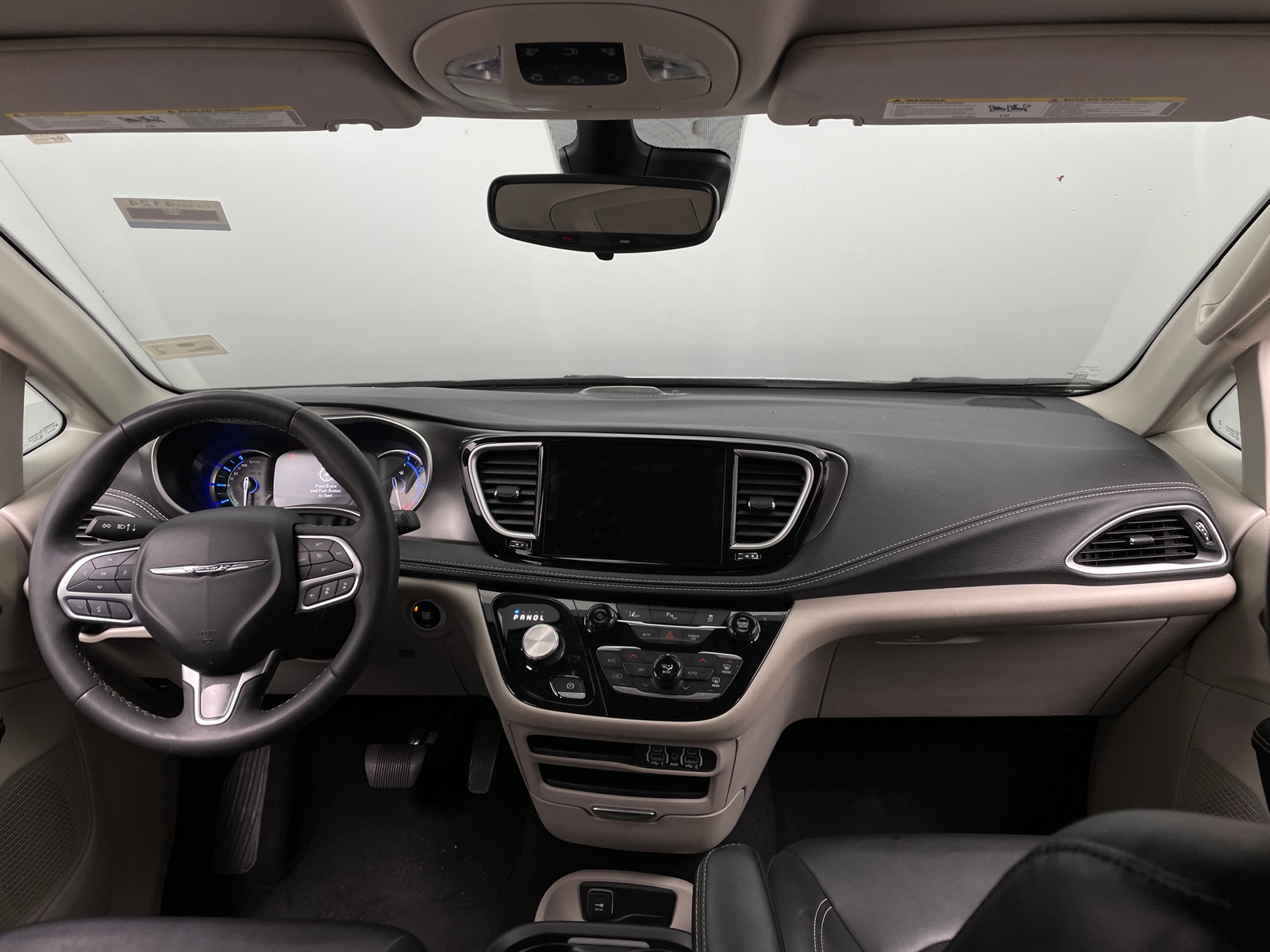 Thumbnail: 2024 Chrysler Pacifica - 2