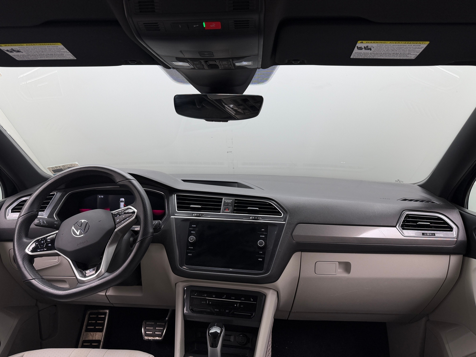 Thumbnail: 2023 Volkswagen Tiguan - 2