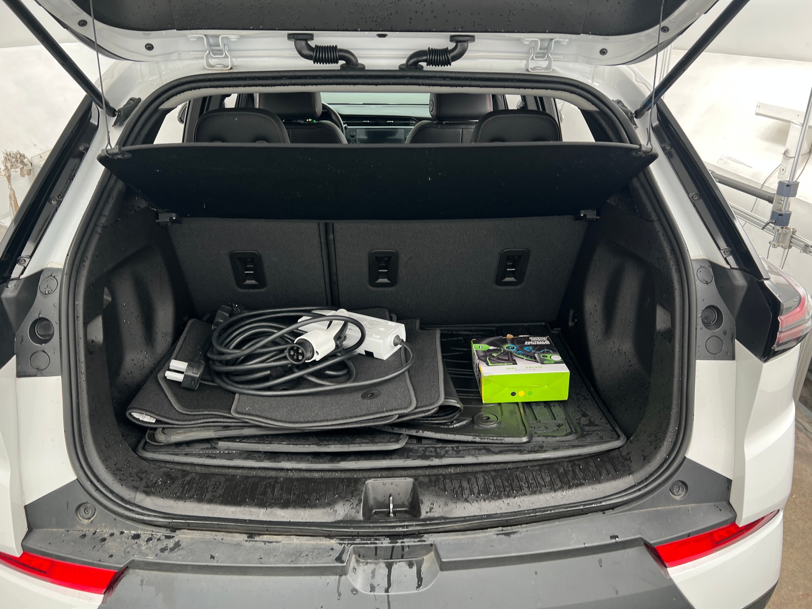 Thumbnail: 2023 Chevrolet Bolt EUV - 6