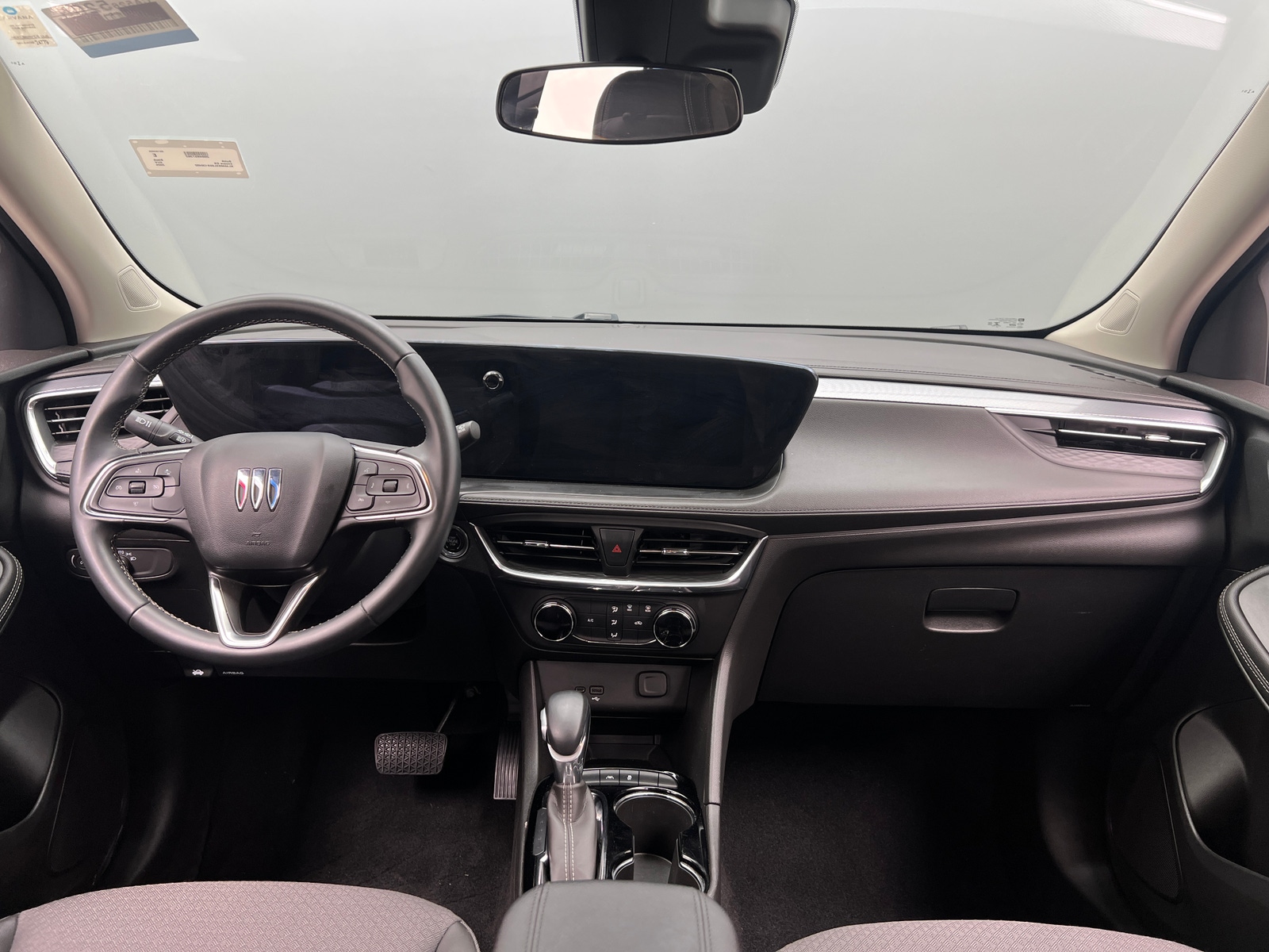 Thumbnail: 2025 Buick Encore GX - 3