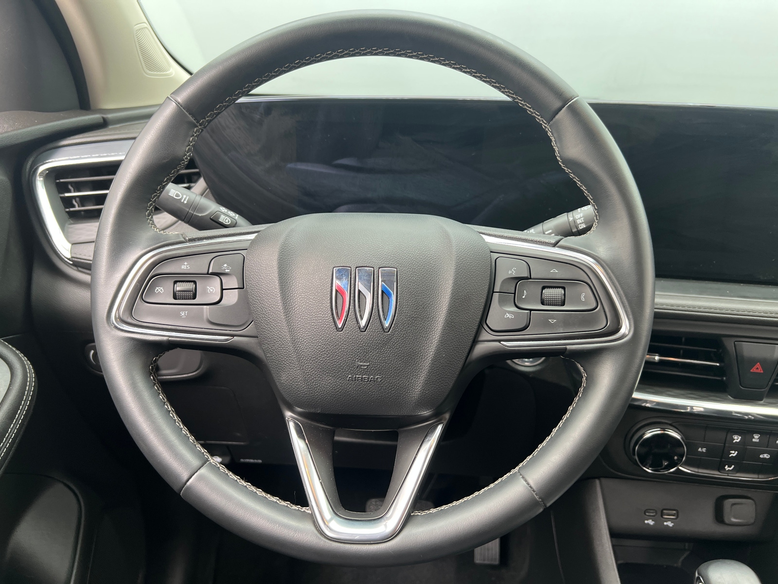 Thumbnail: 2025 Buick Encore GX - 5
