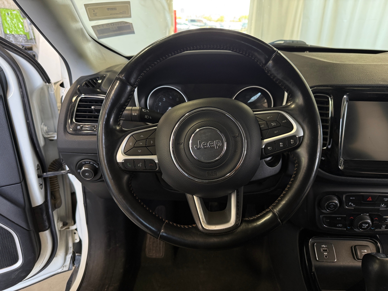 Thumbnail: 2021 Jeep Compass - 4