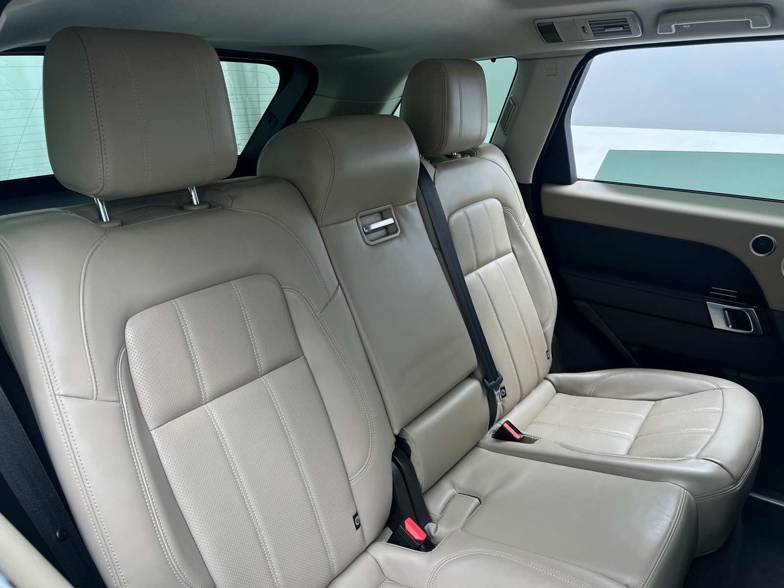 Thumbnail: 2022 Land Rover Range Rover Sport - 5