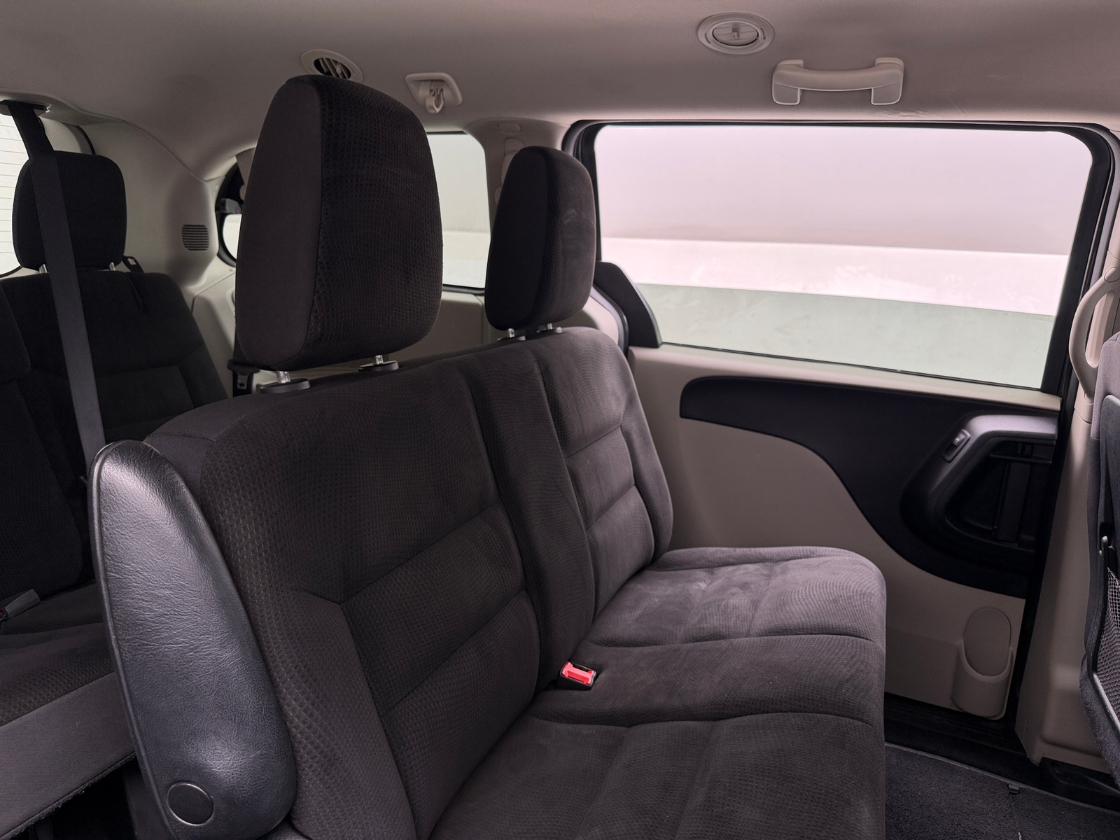 Thumbnail: 2018 Dodge Grand Caravan - 6