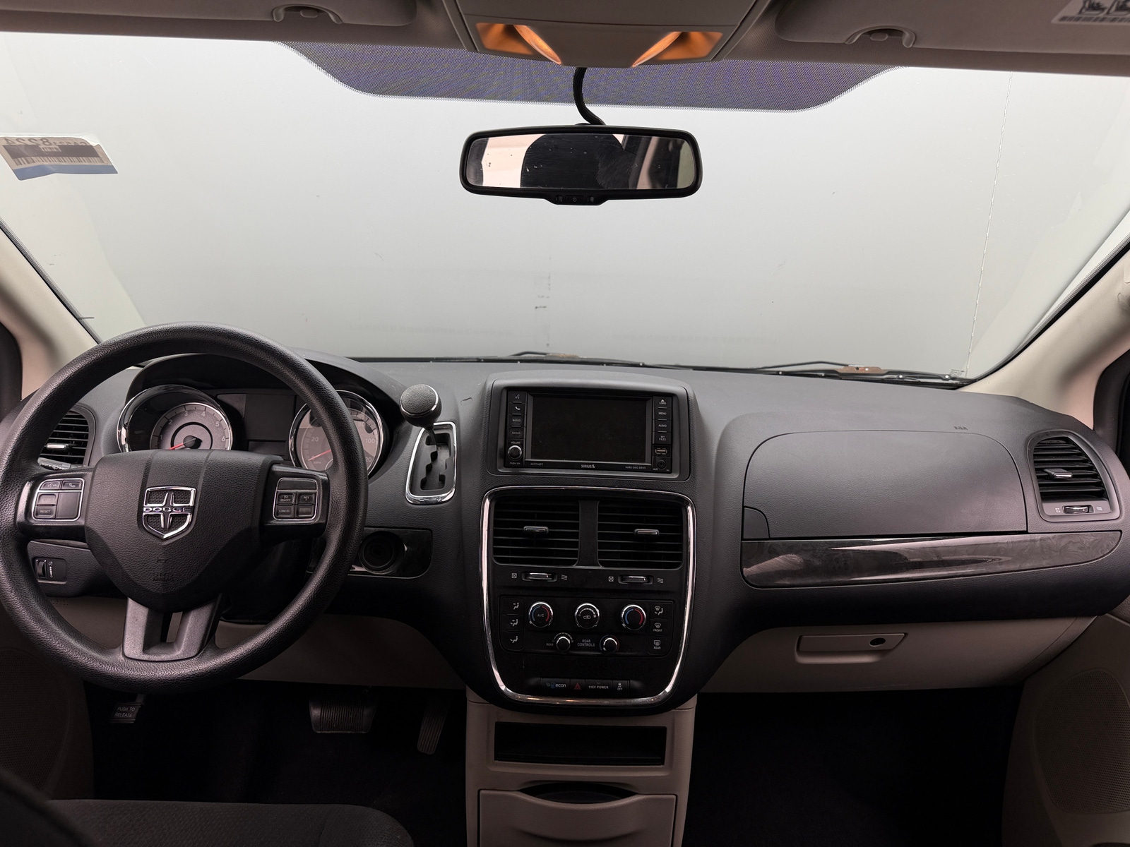 Thumbnail: 2018 Dodge Grand Caravan - 3
