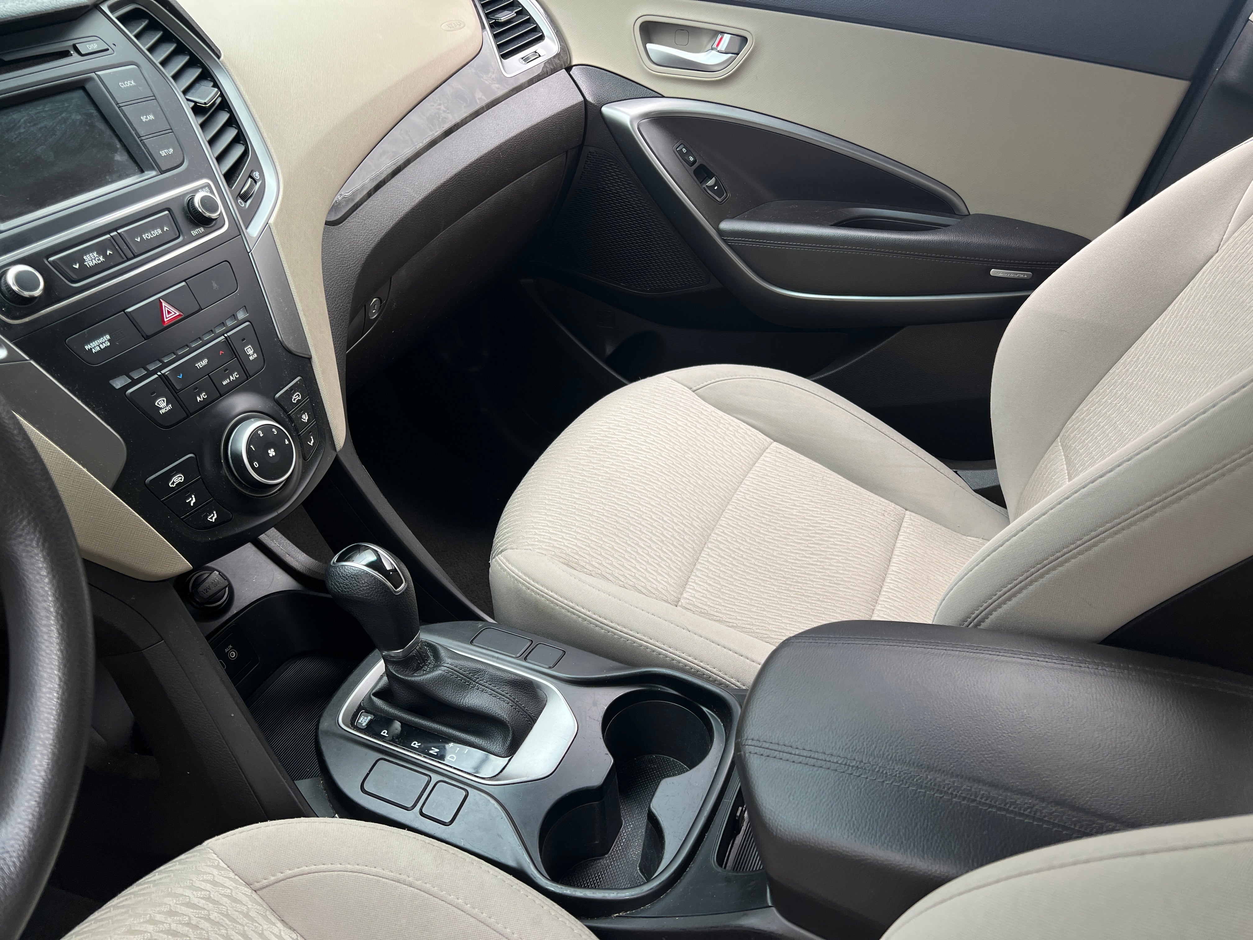 Used 2018 Hyundai Santa Fe Sport with VIN 5NMZT3LB3JH083597 for sale in Pewaukee, WI