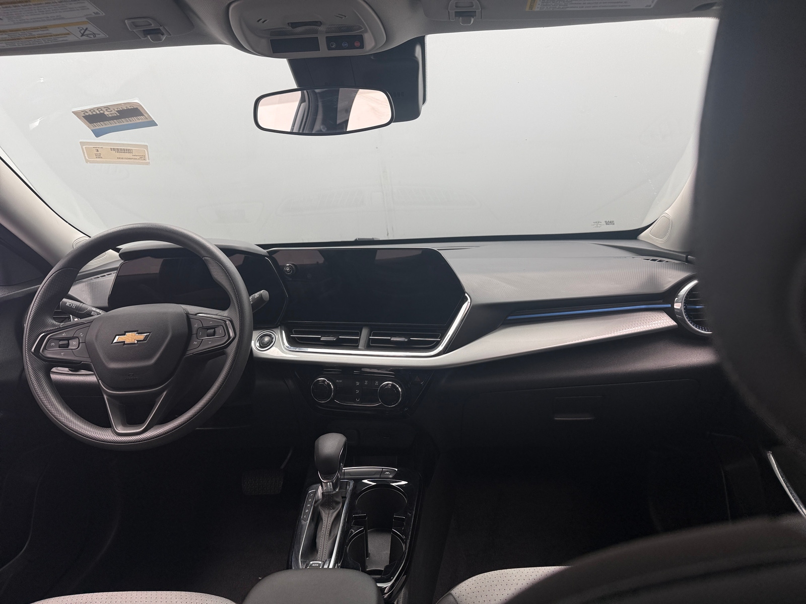 Thumbnail: 2025 Chevrolet Trax - 3