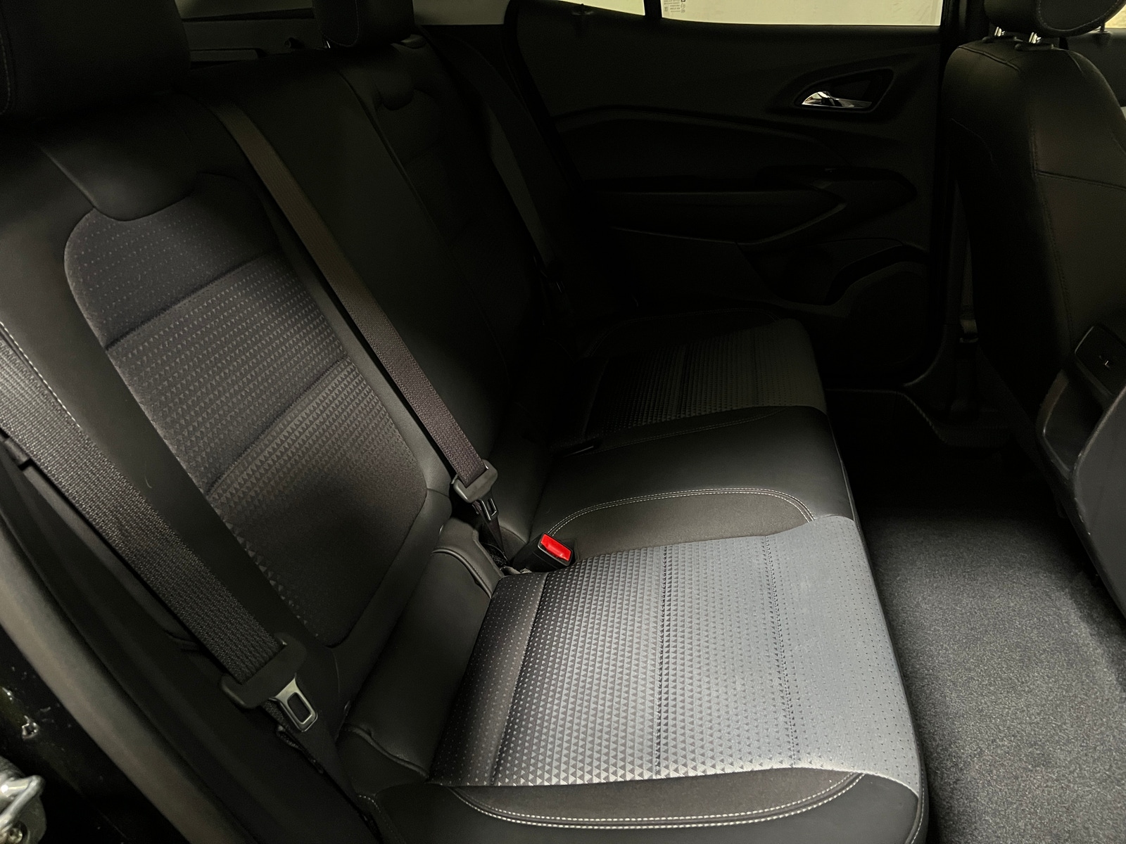 Thumbnail: 2025 Chevrolet Trax - 6