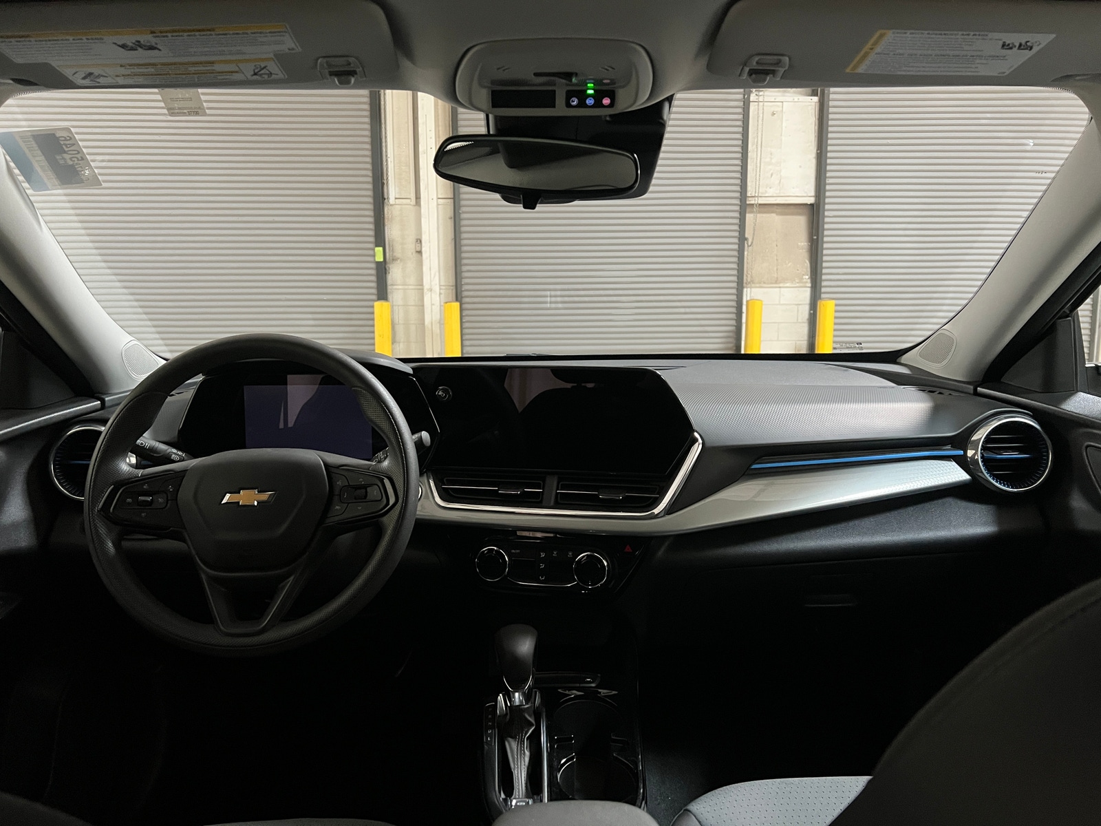 Thumbnail: 2025 Chevrolet Trax - 3