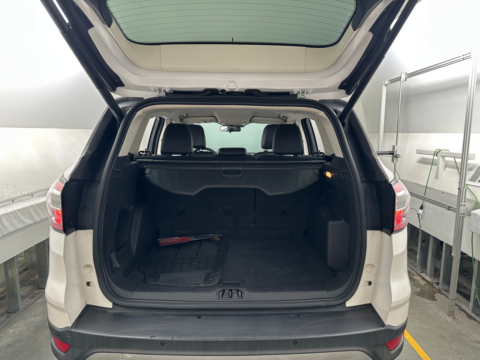 Thumbnail: 2017 Ford Escape - 7