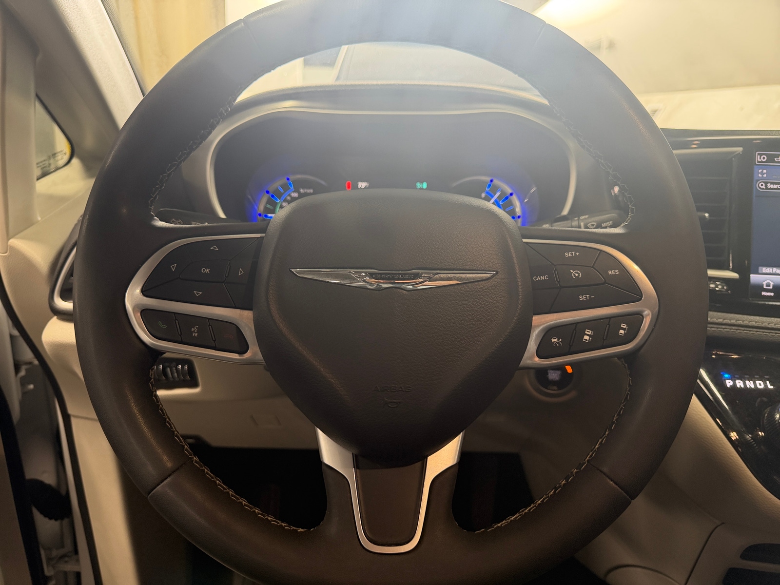 Thumbnail: 2024 Chrysler Pacifica - 4