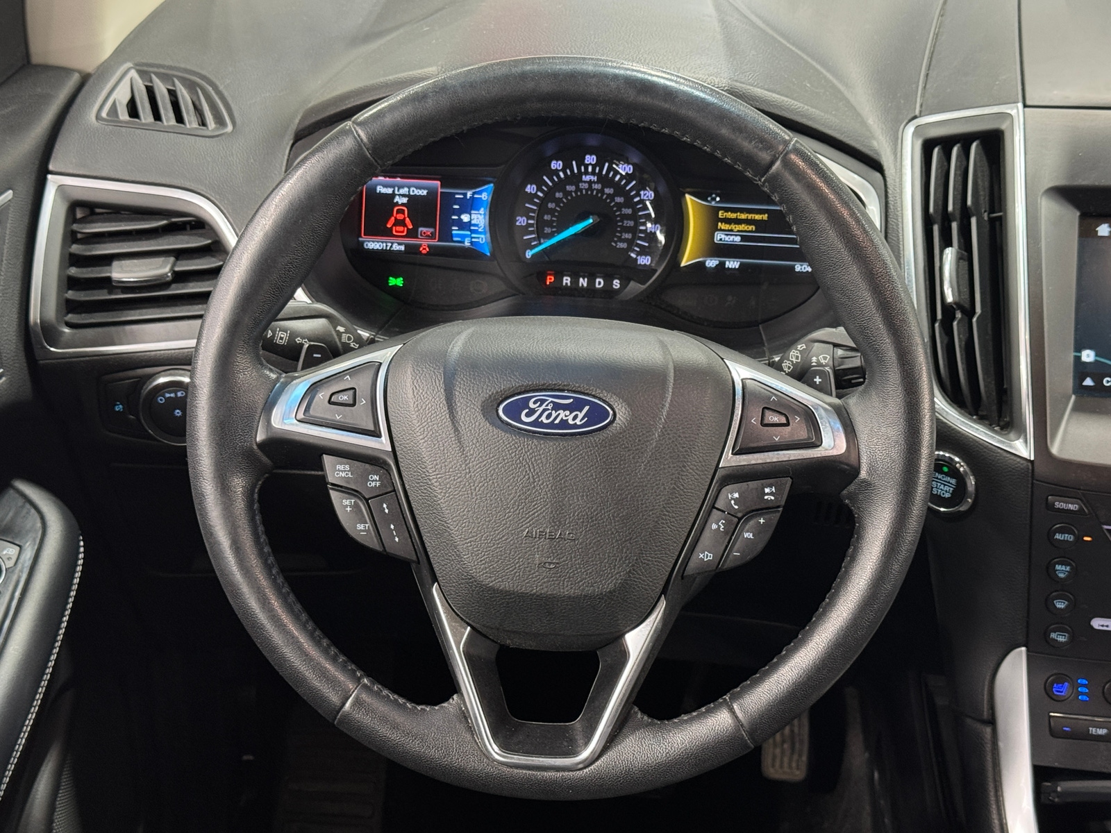Thumbnail: 2018 Ford Edge - 4