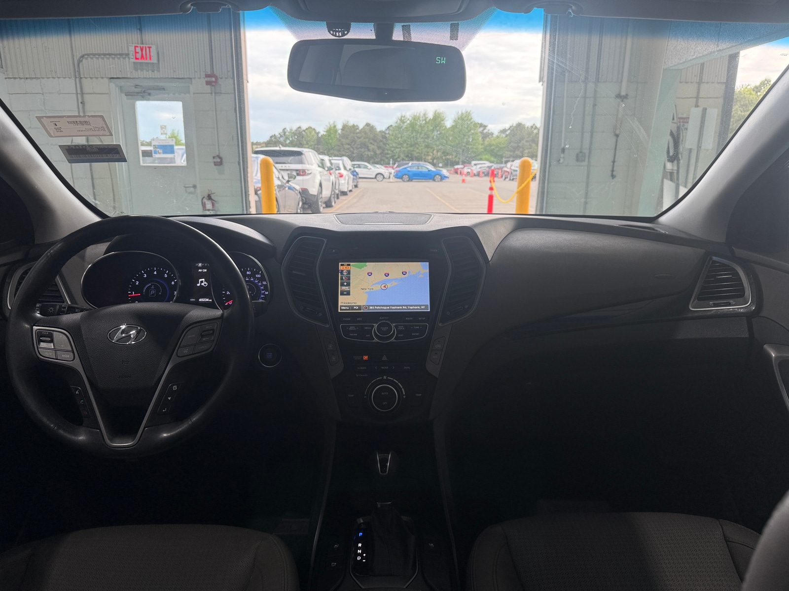 Thumbnail: 2015 Hyundai Santa Fe - 3