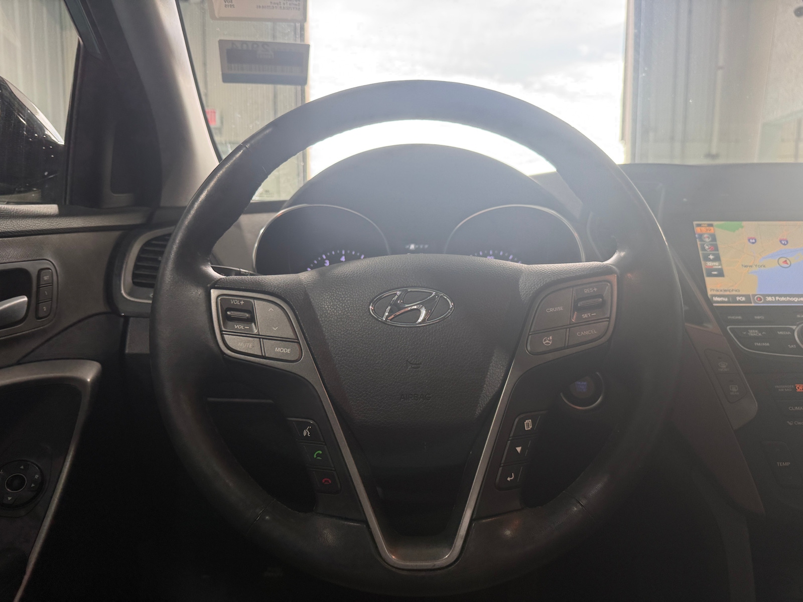 Thumbnail: 2015 Hyundai Santa Fe - 5