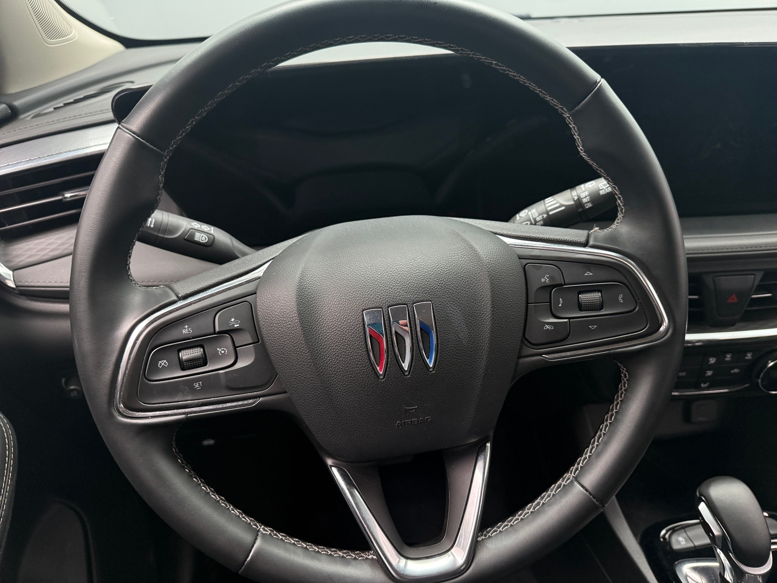 Thumbnail: 2025 Buick Encore GX - 4