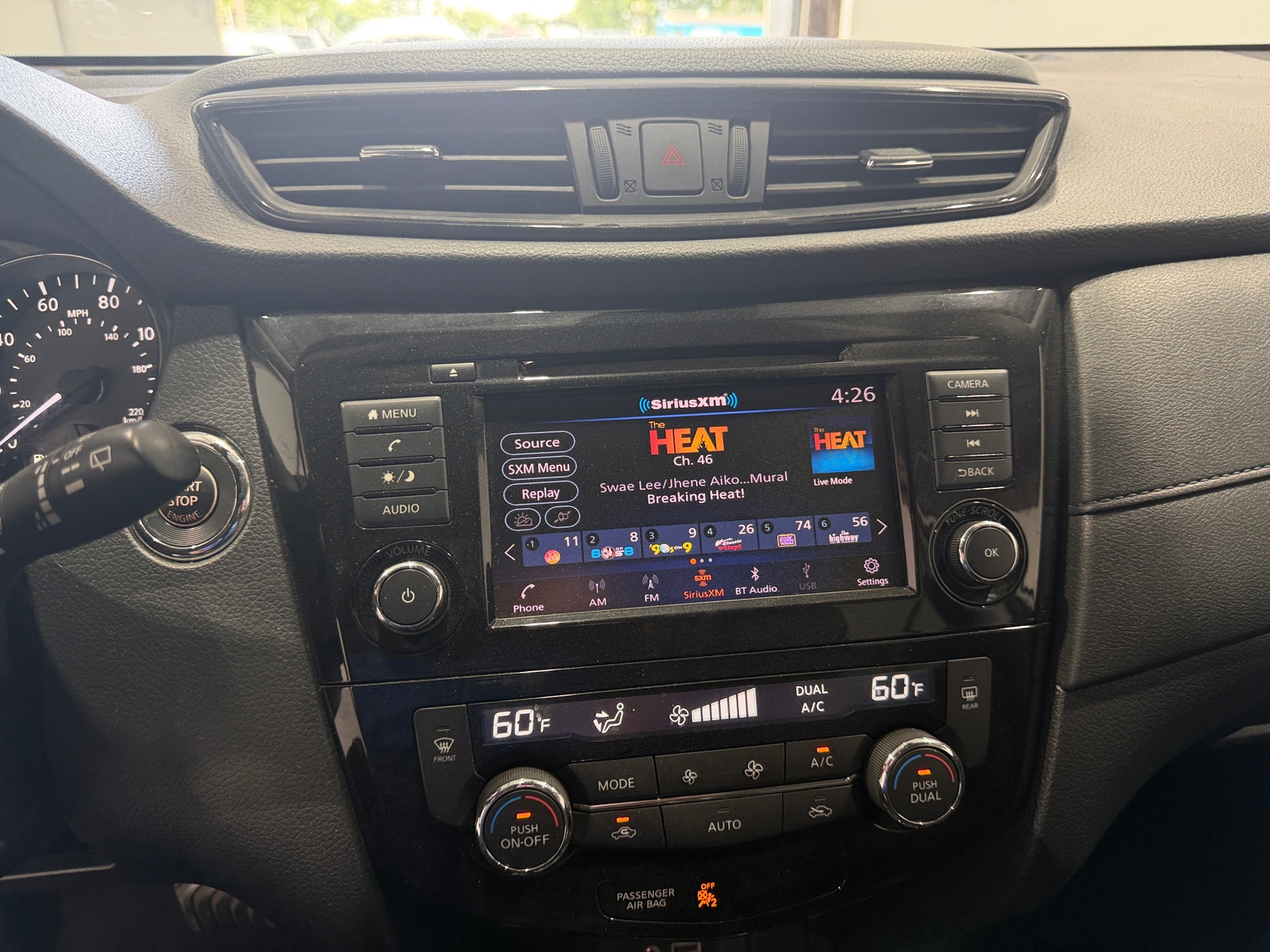 Thumbnail: 2020 Nissan Rogue - 4