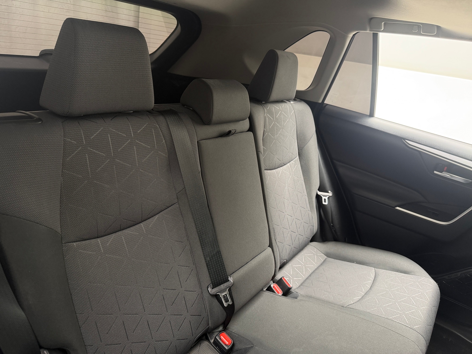 Thumbnail: 2021 Toyota RAV4 - 6