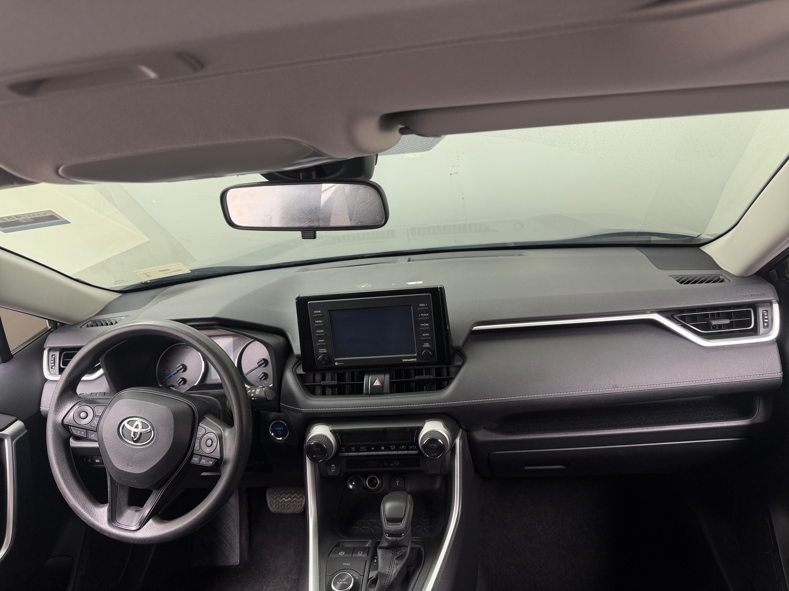 Thumbnail: 2021 Toyota RAV4 - 3