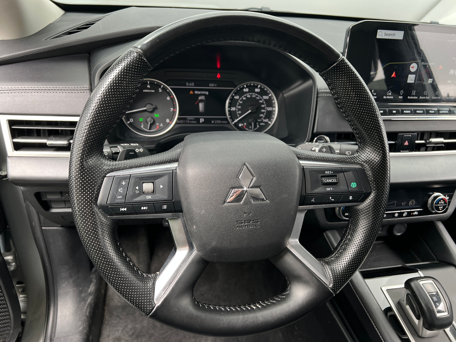 Thumbnail: 2024 Mitsubishi Outlander - 4