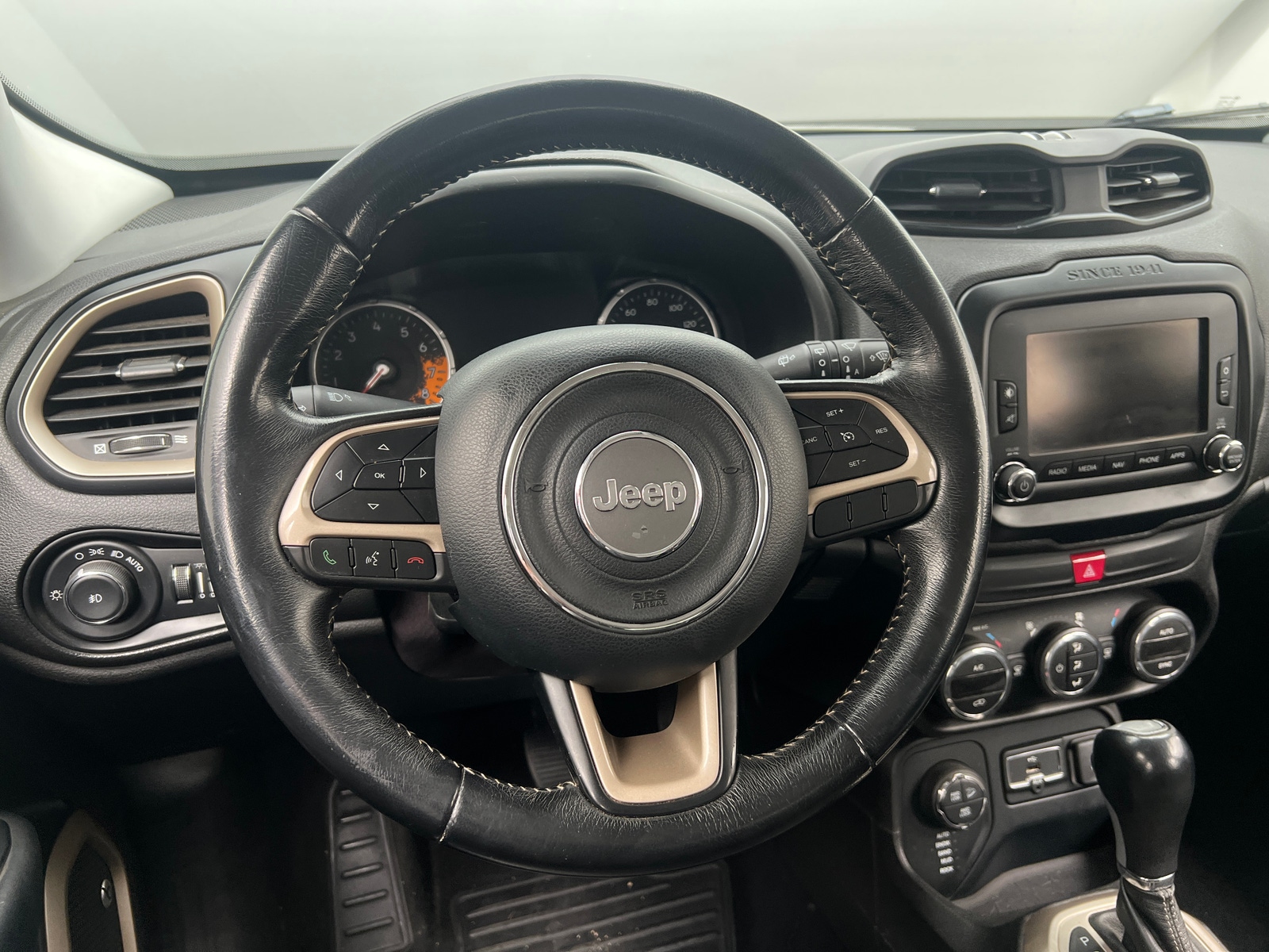 Thumbnail: 2017 Jeep Renegade - 5
