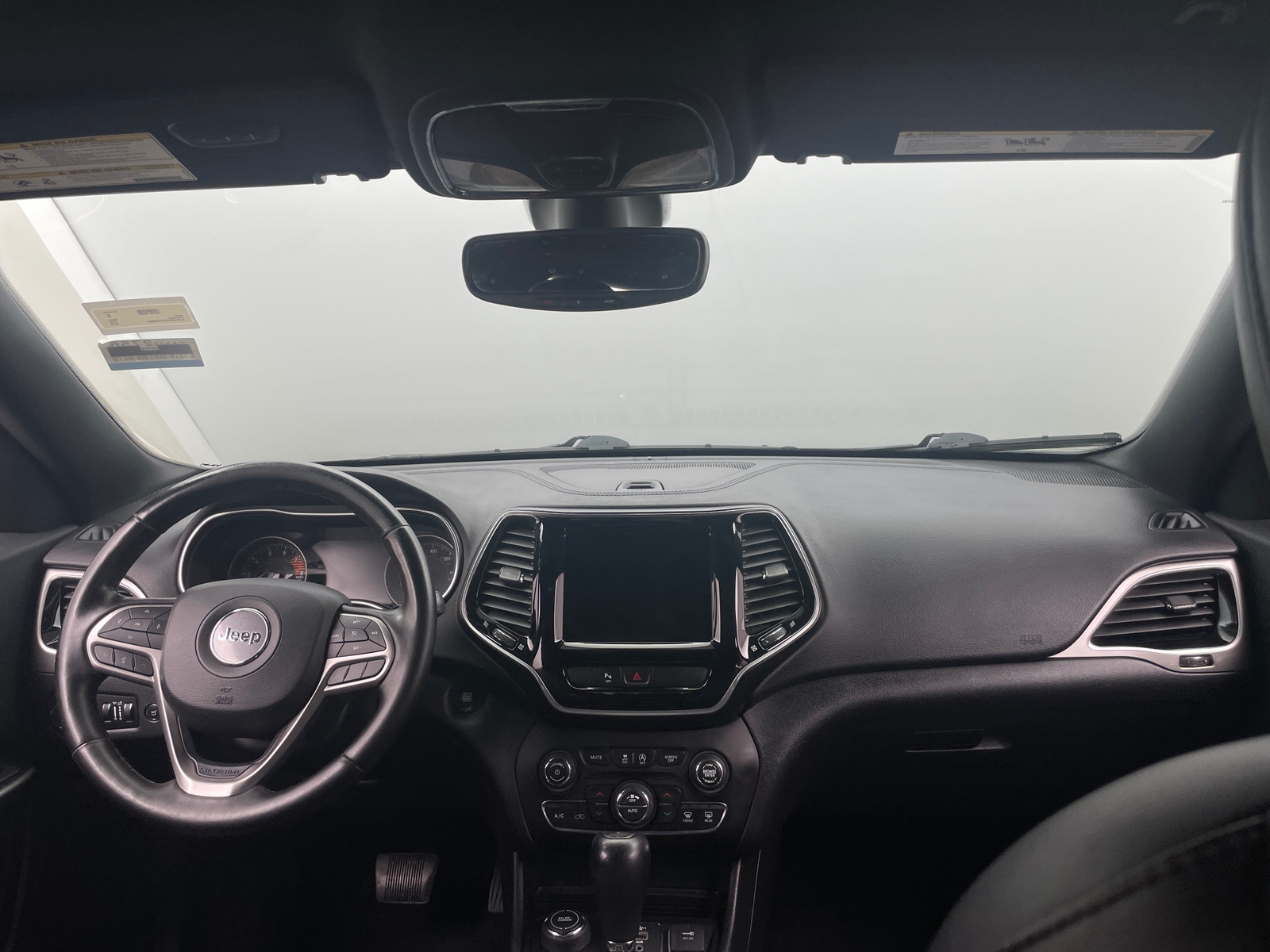 Thumbnail: 2019 Jeep Cherokee - 2