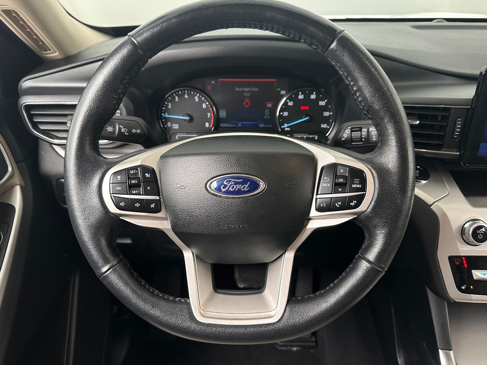 Thumbnail: 2022 Ford Explorer - 4