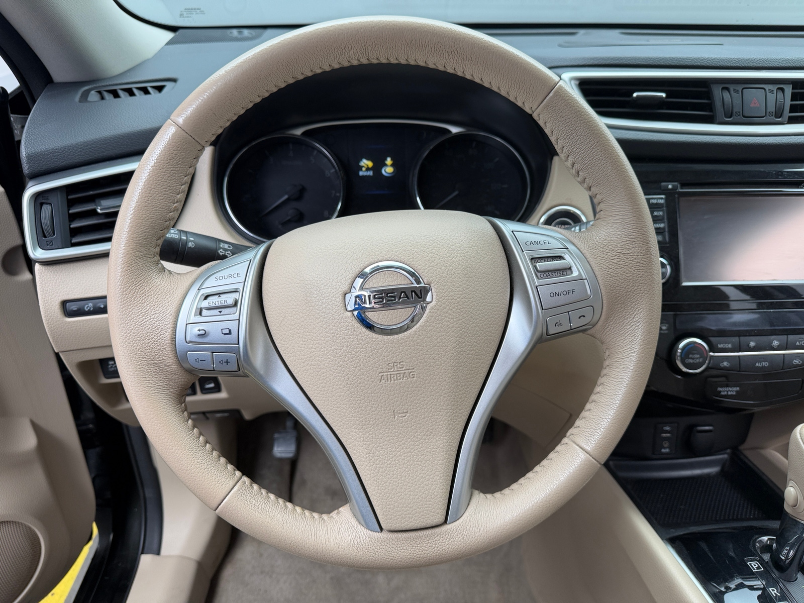 Thumbnail: 2015 Nissan Rogue - 4