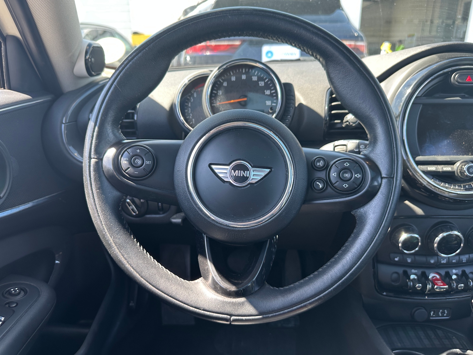 Thumbnail: 2017 MINI Cooper Clubman - 4