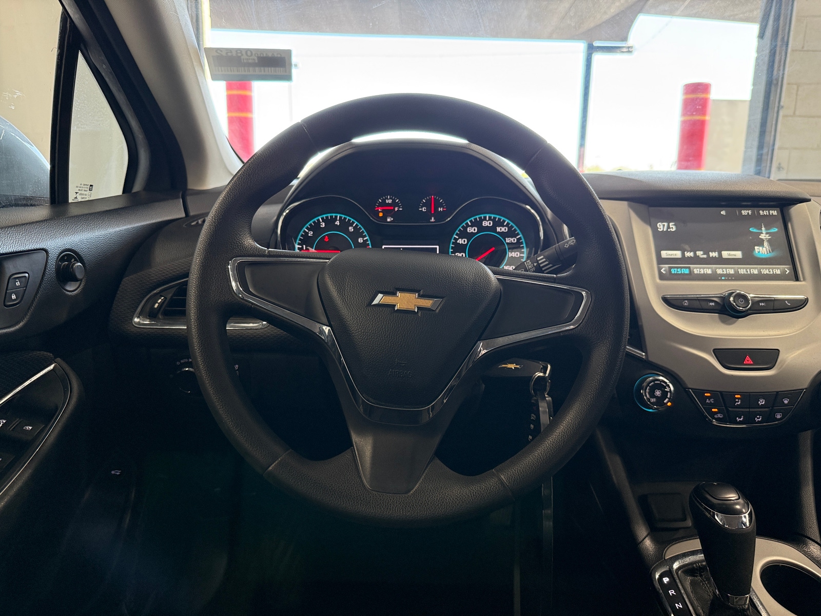 Thumbnail: 2017 Chevrolet Cruze - 5