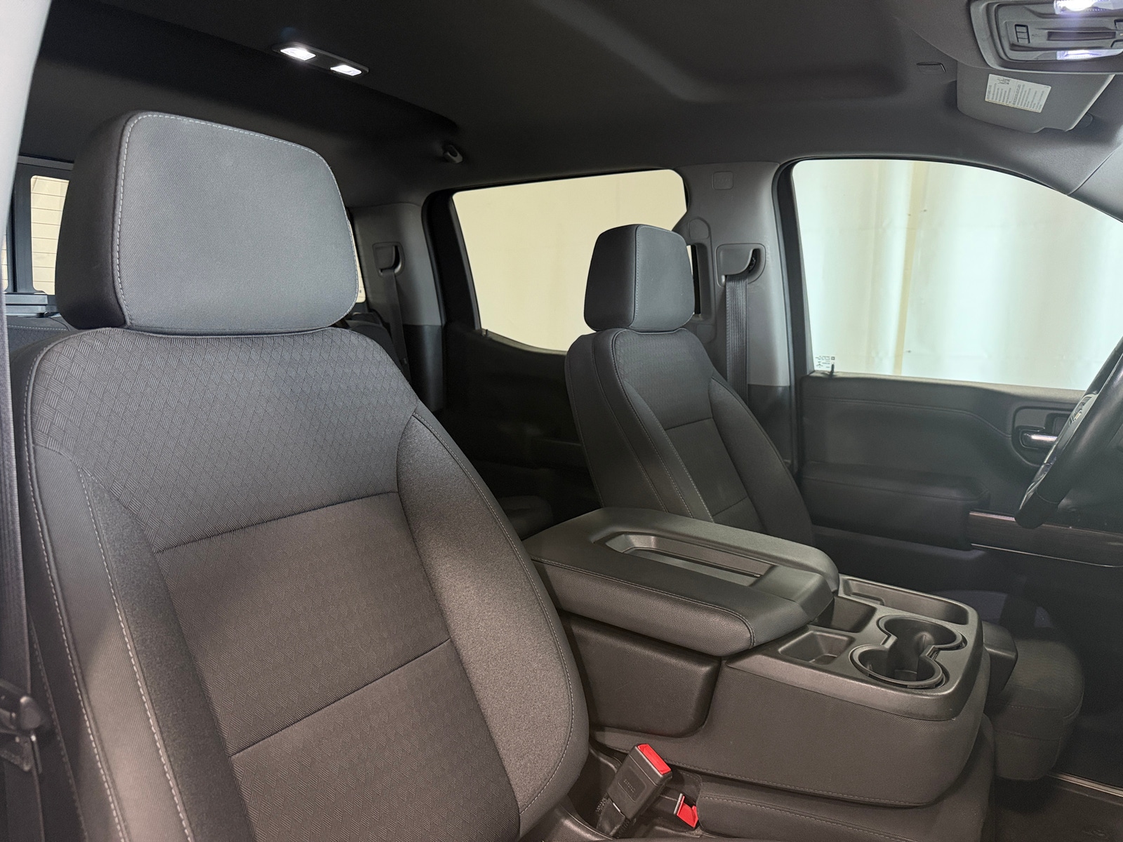 Thumbnail: 2020 Chevrolet Silverado 1500 - 2