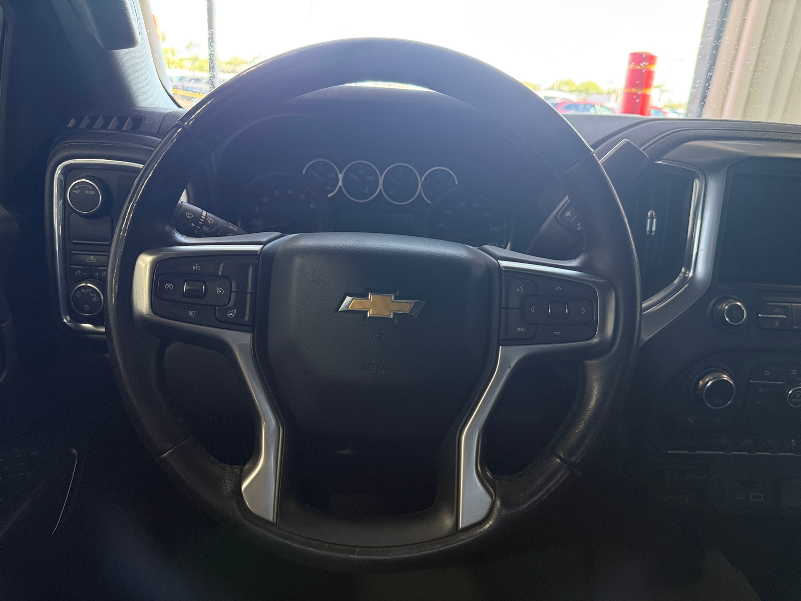 Thumbnail: 2020 Chevrolet Silverado 1500 - 5
