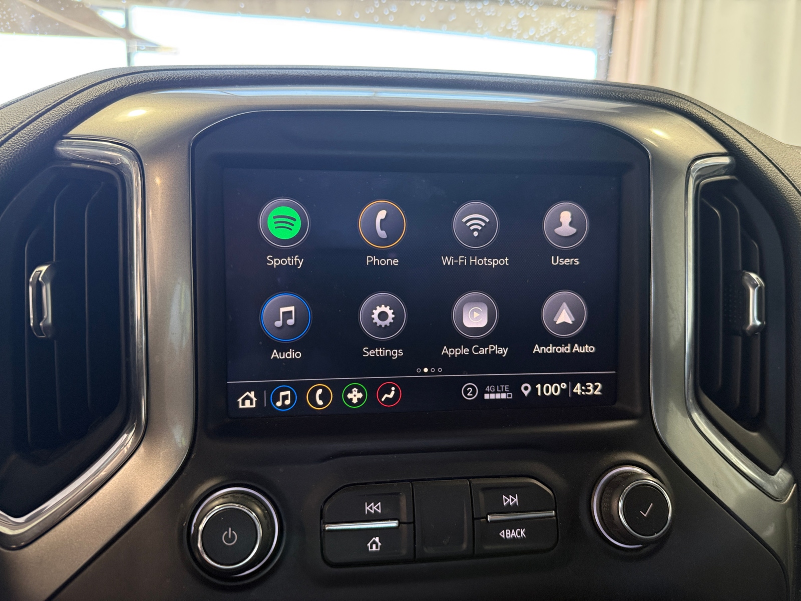 Thumbnail: 2020 Chevrolet Silverado 1500 - 4