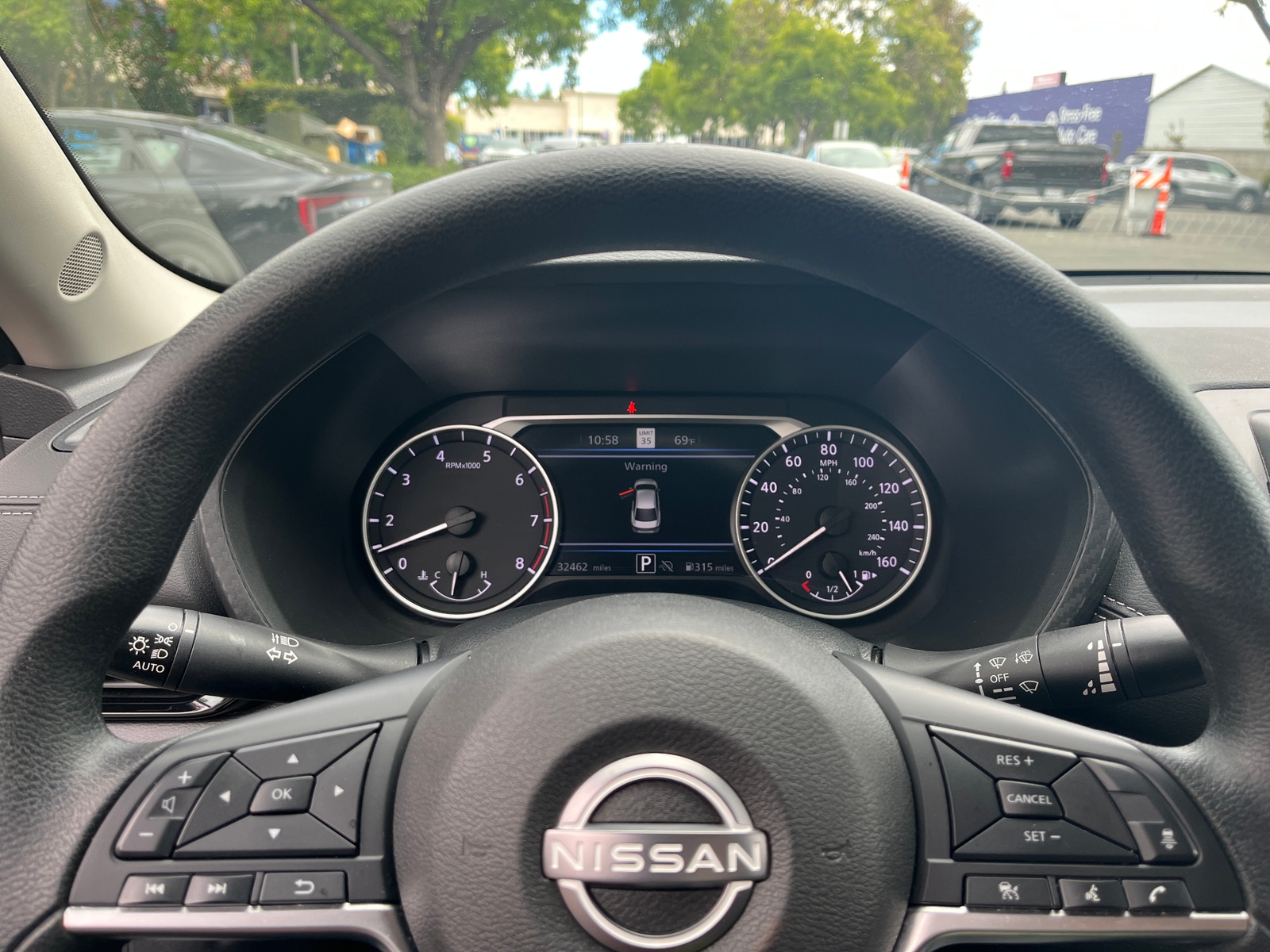 Thumbnail: 2025 Nissan Sentra - 5