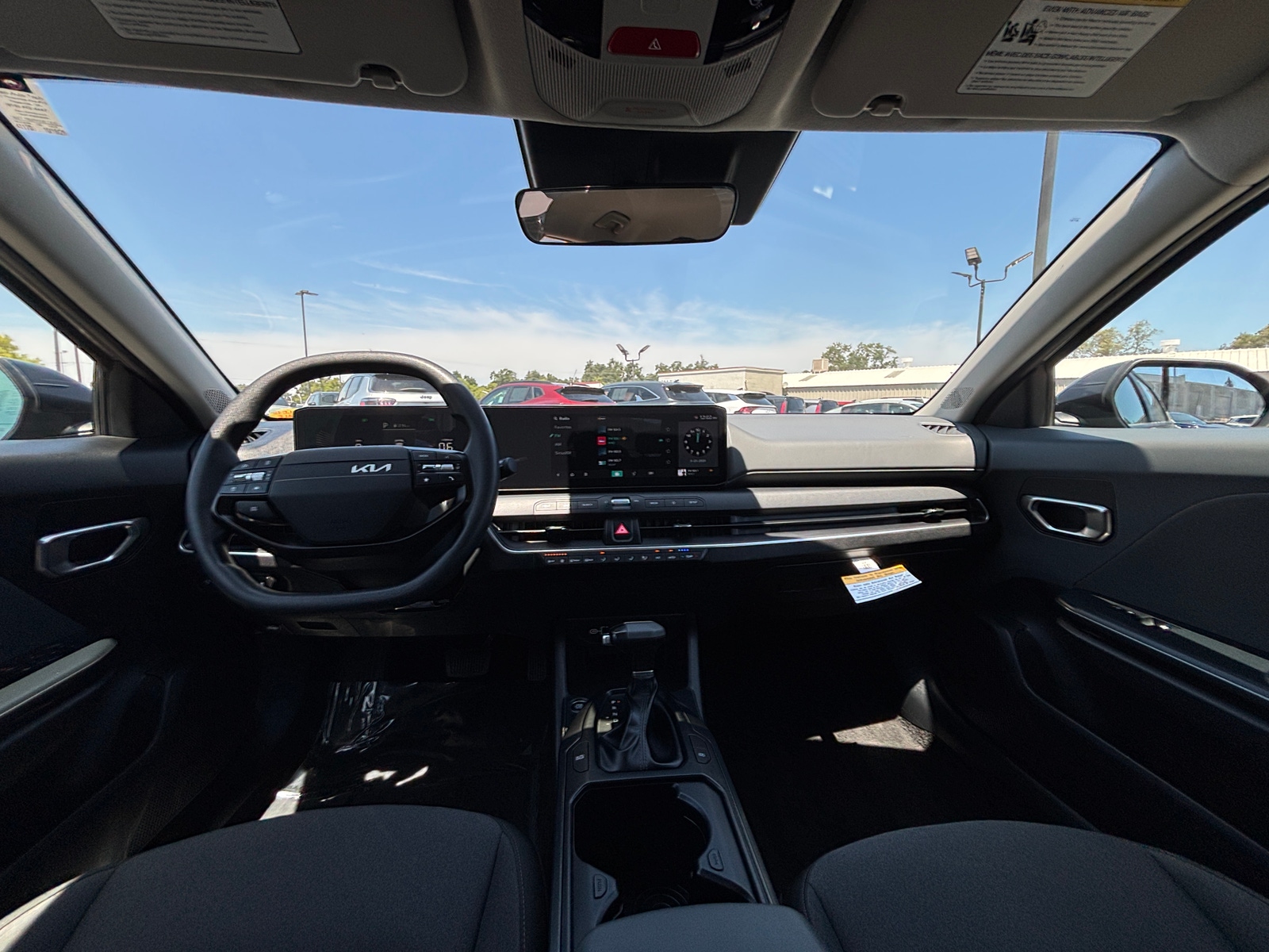 Thumbnail: 2025 Kia K4 - 3