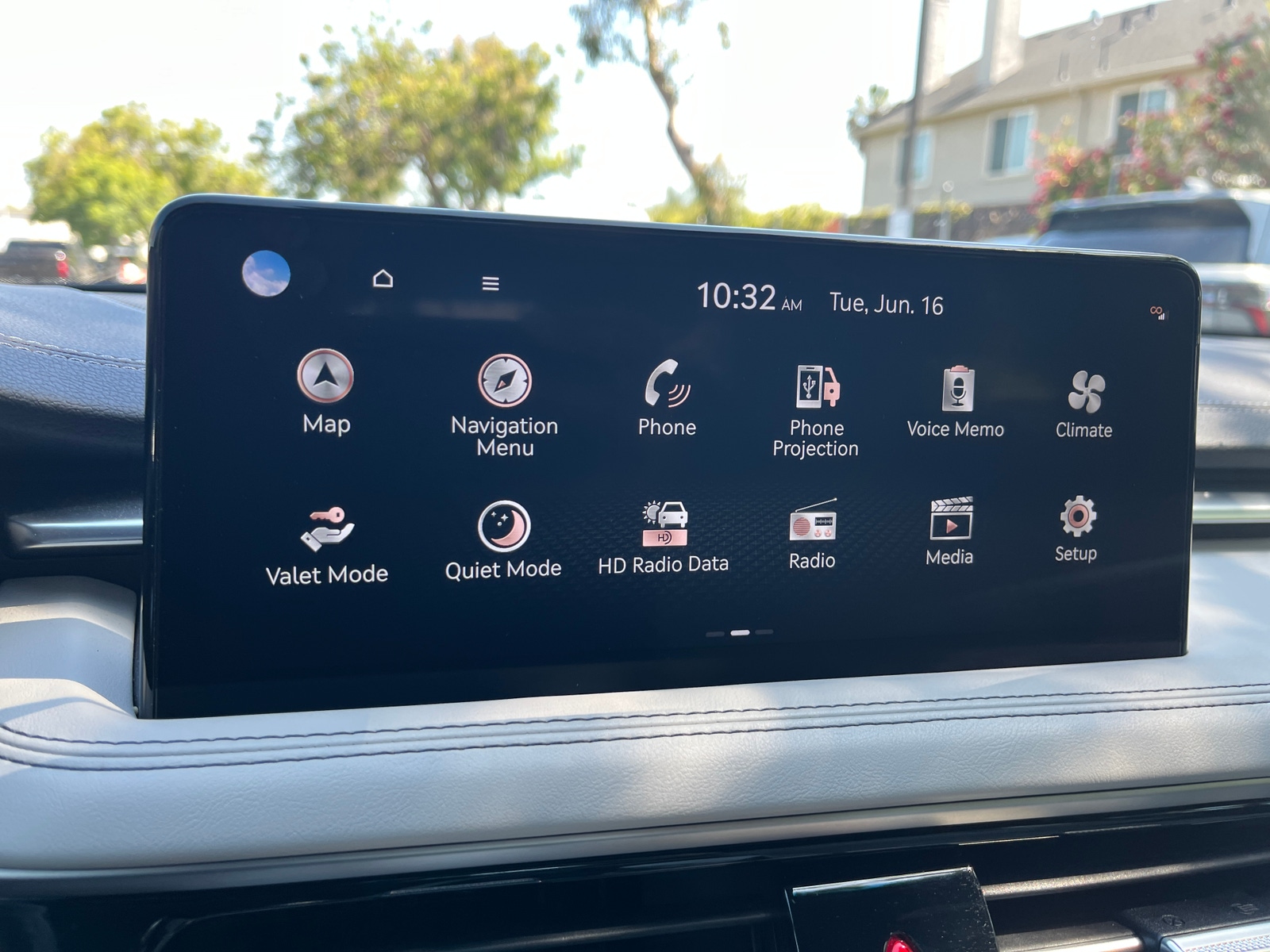 Thumbnail: 2025 Genesis G70 - 4